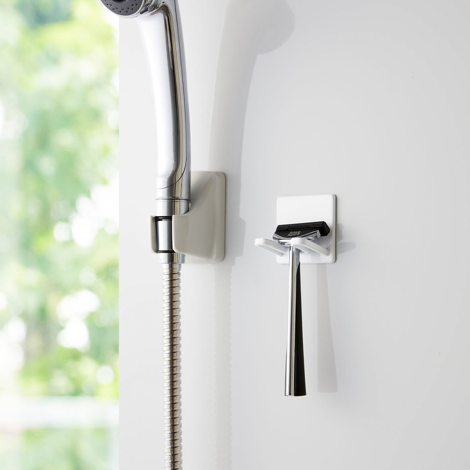 Tower Magnet Shaver Holder