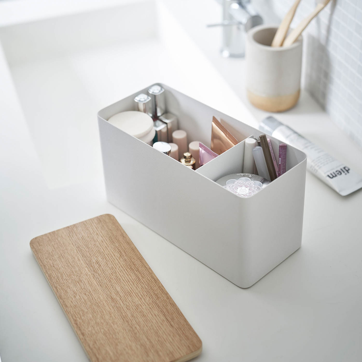 Rin Bathroom Countertop Organiser