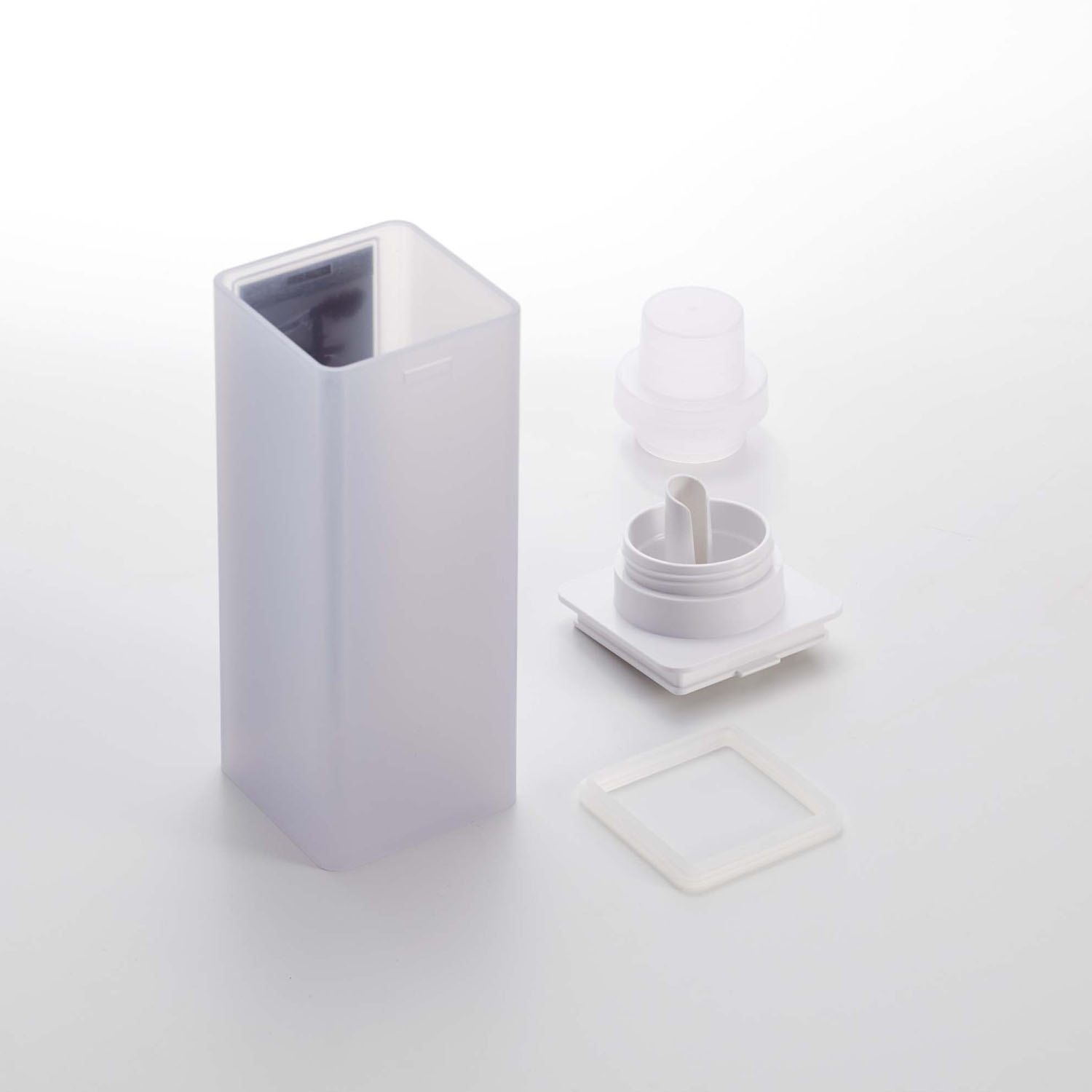 Mist Magnet Laundry Bottle