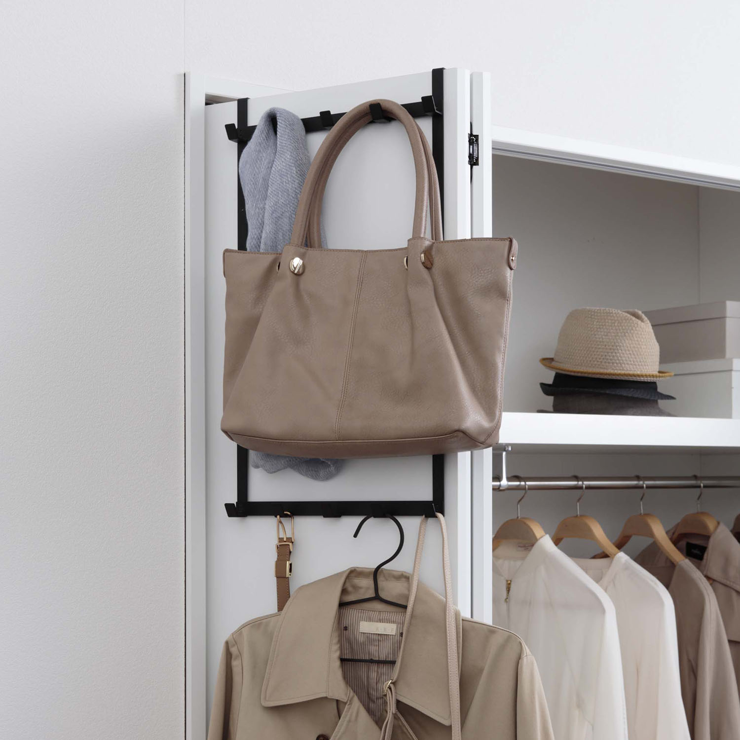 Smart Door Hanger