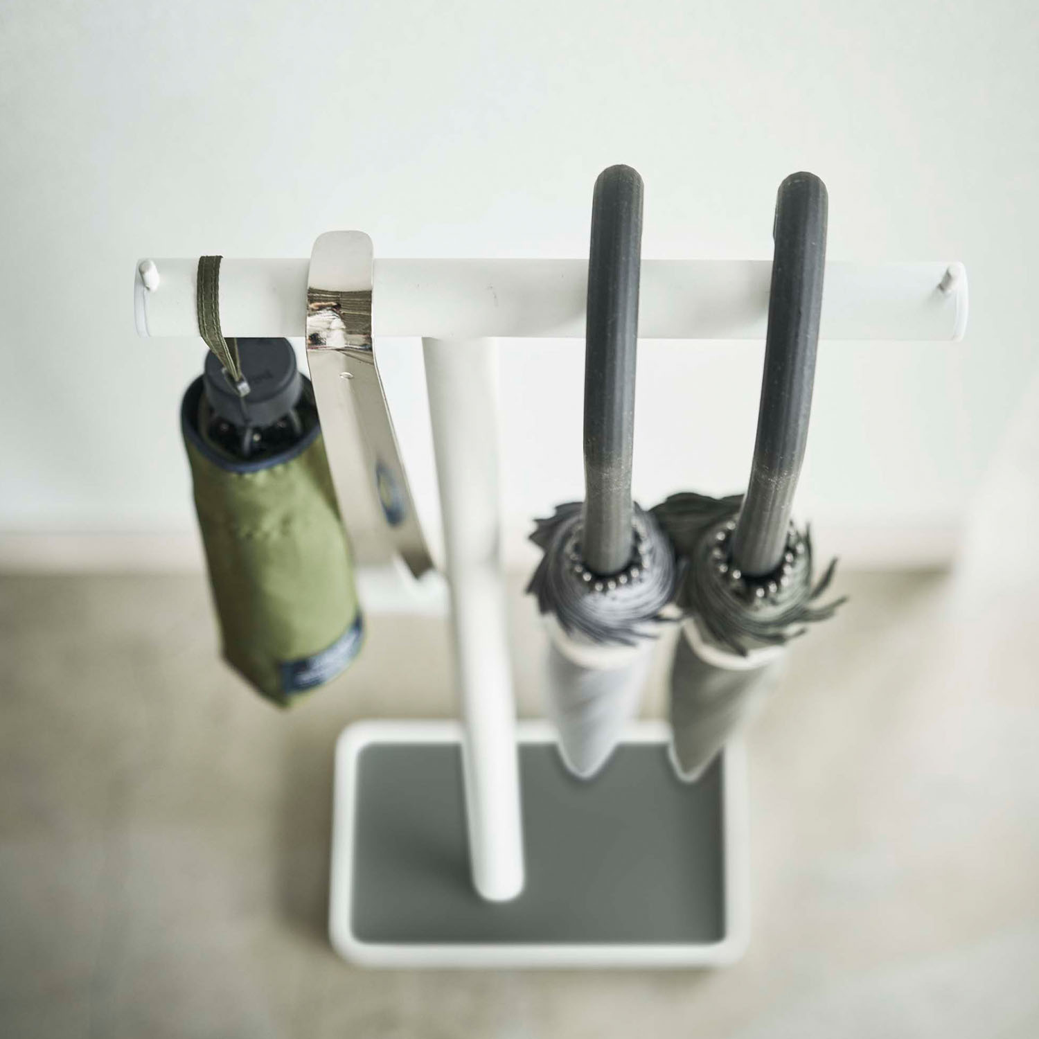 Smart Hanging Umbrella Stand