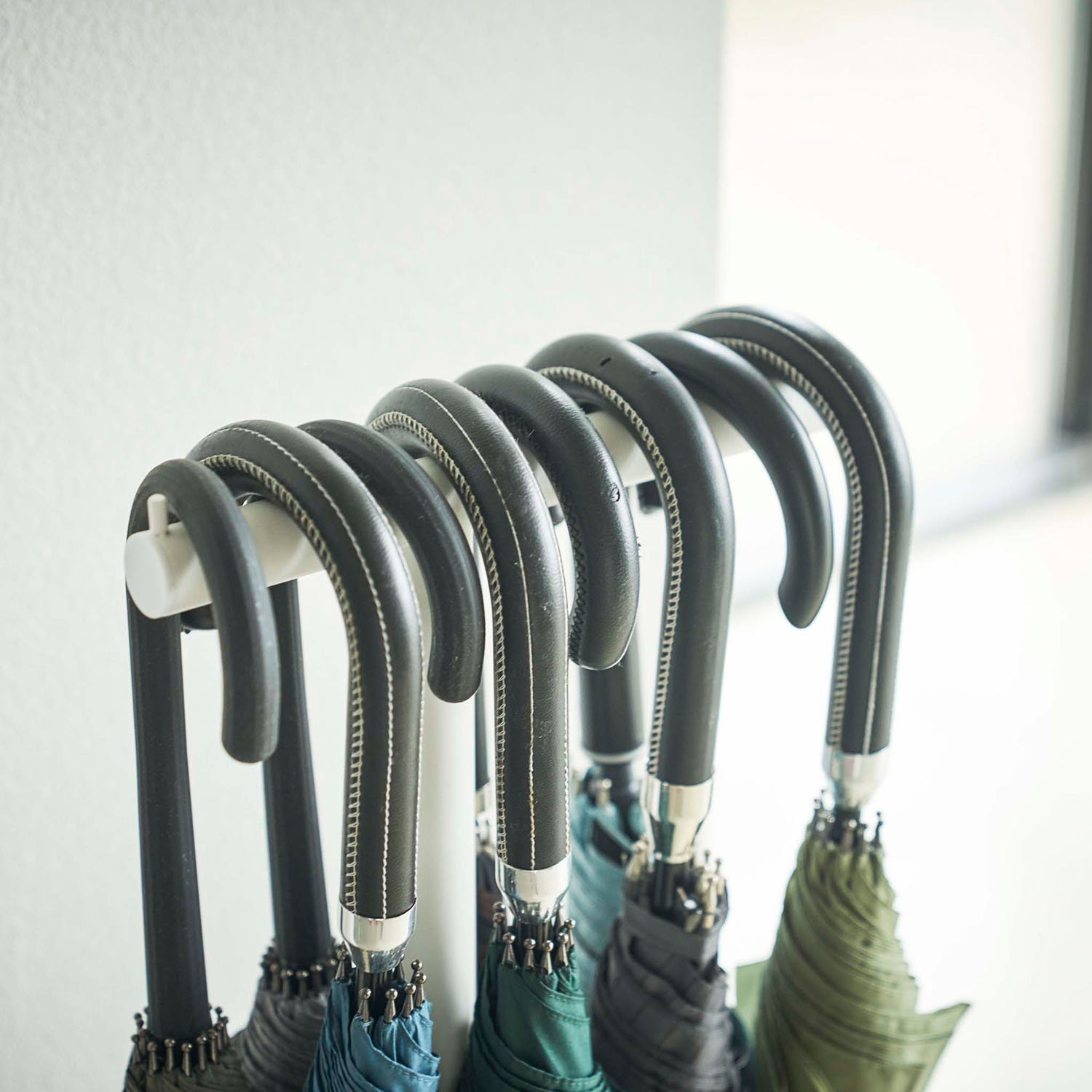 Smart Hanging Umbrella Stand