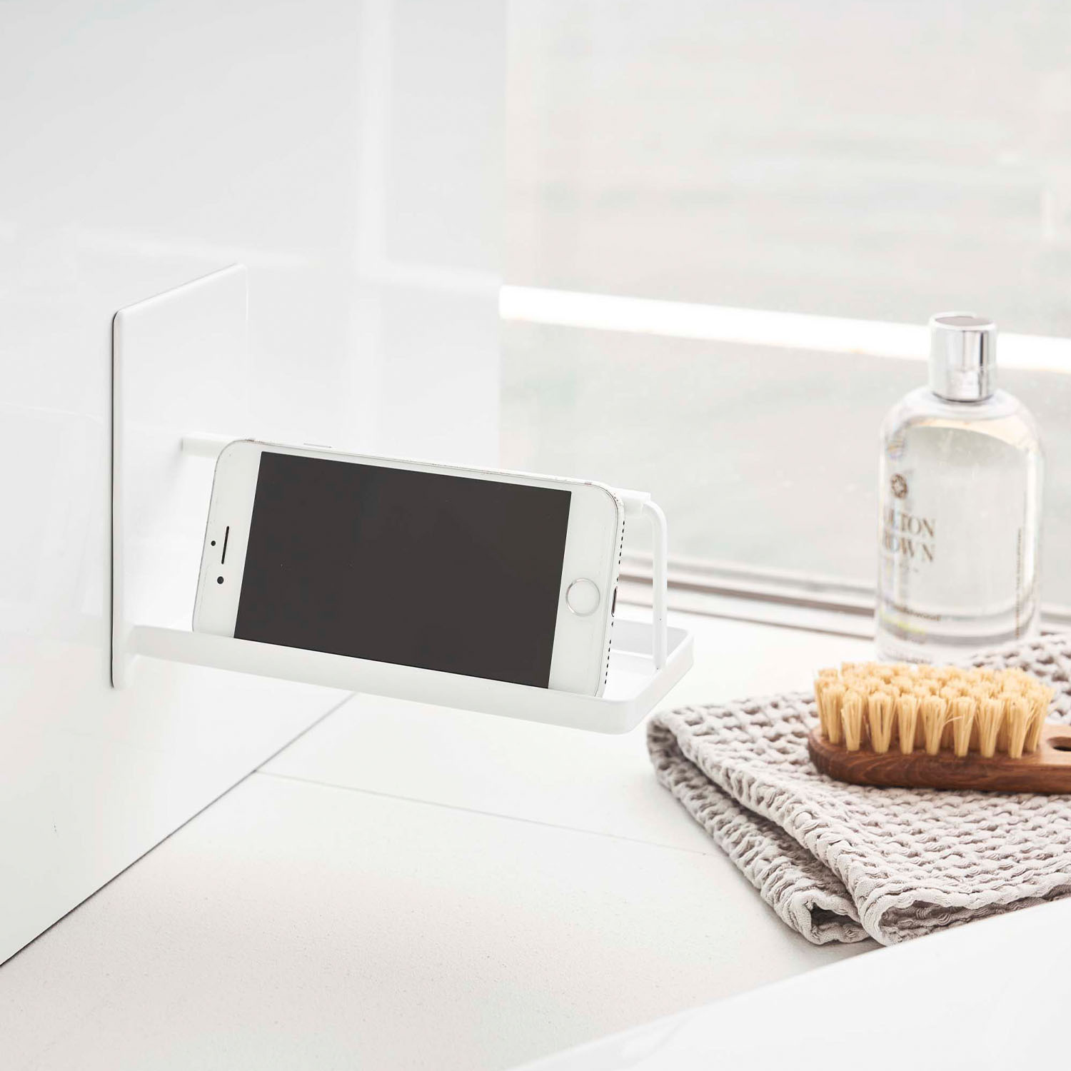 Tower Magnet Smartphone Stand