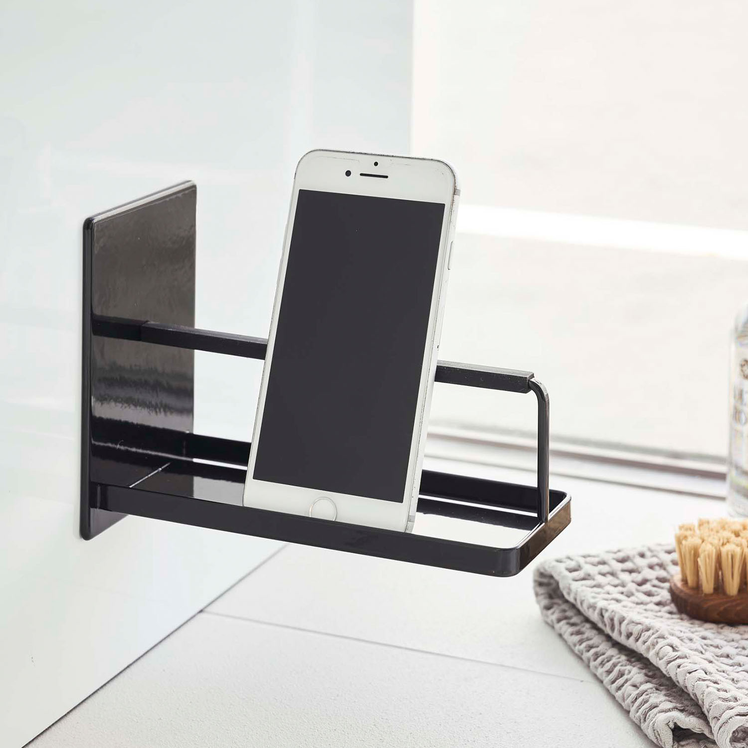 Tower Magnet Smartphone Stand