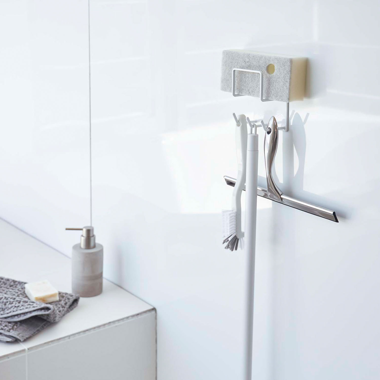 Tower Magnet Cleaning Tool Holder