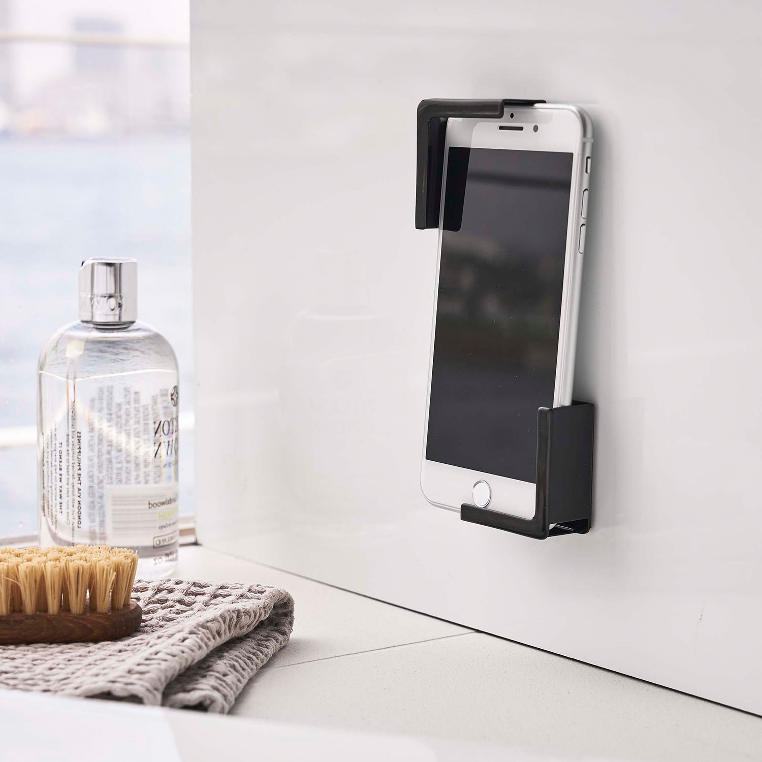 Tower Magnet Tablet Holder