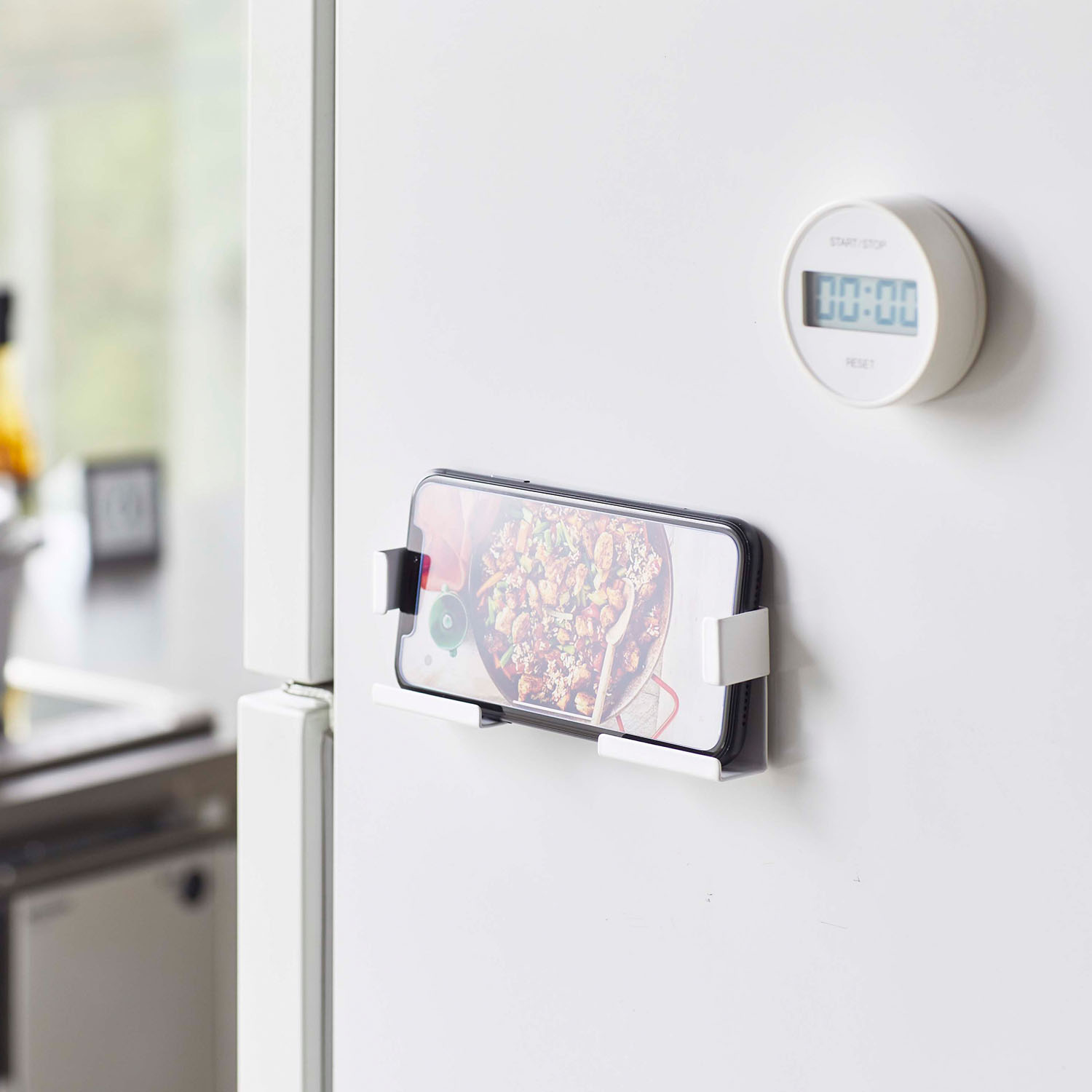 Plate Magnet Tablet Holder