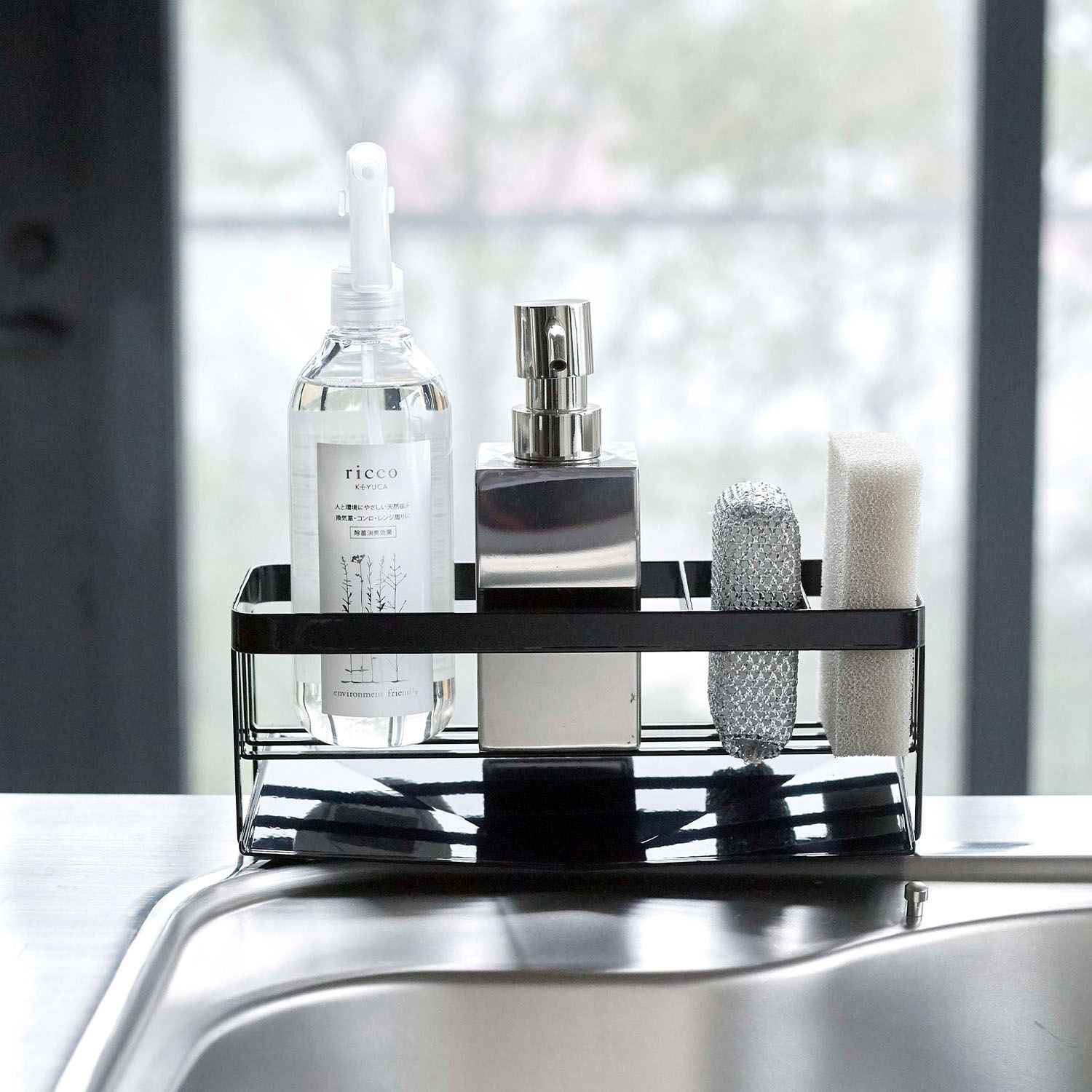 Tower Sponge & Bottle Holder