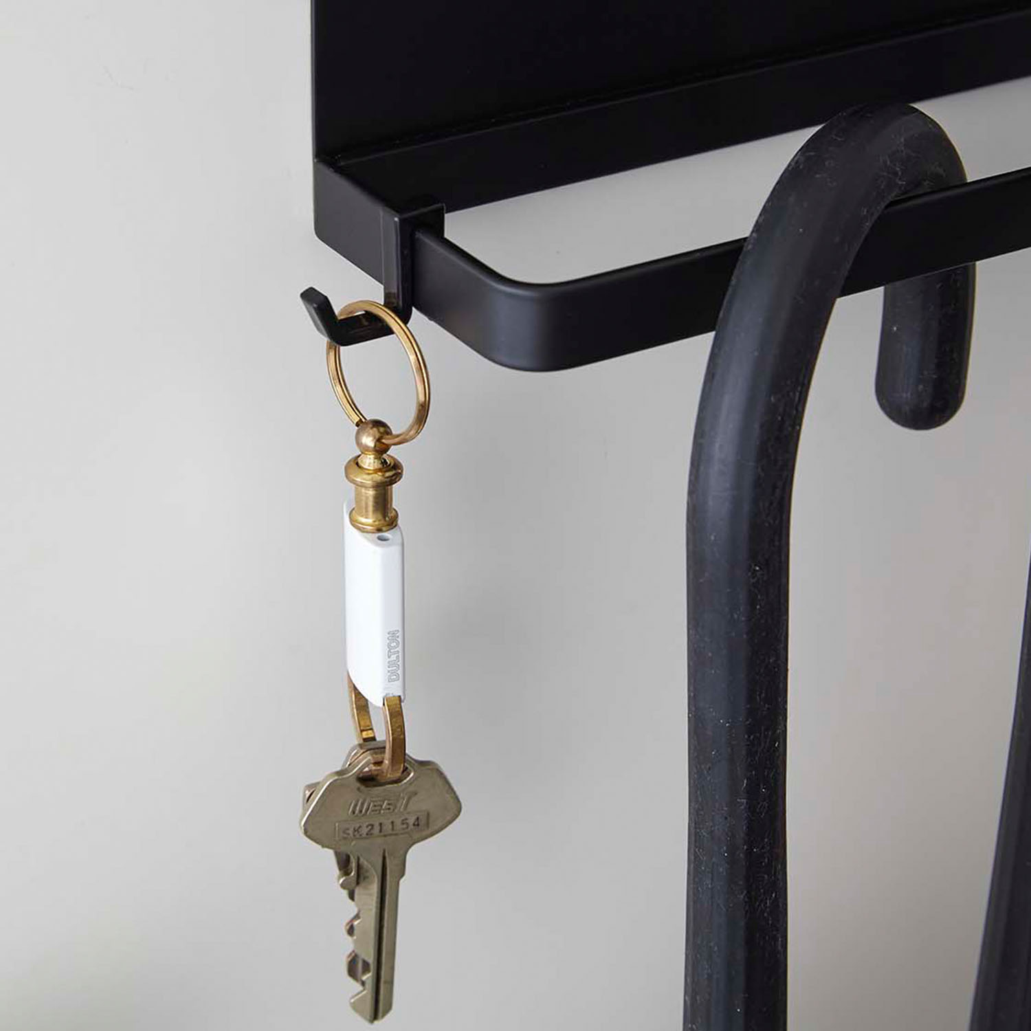 Smart Magnet Umbrella Hanger