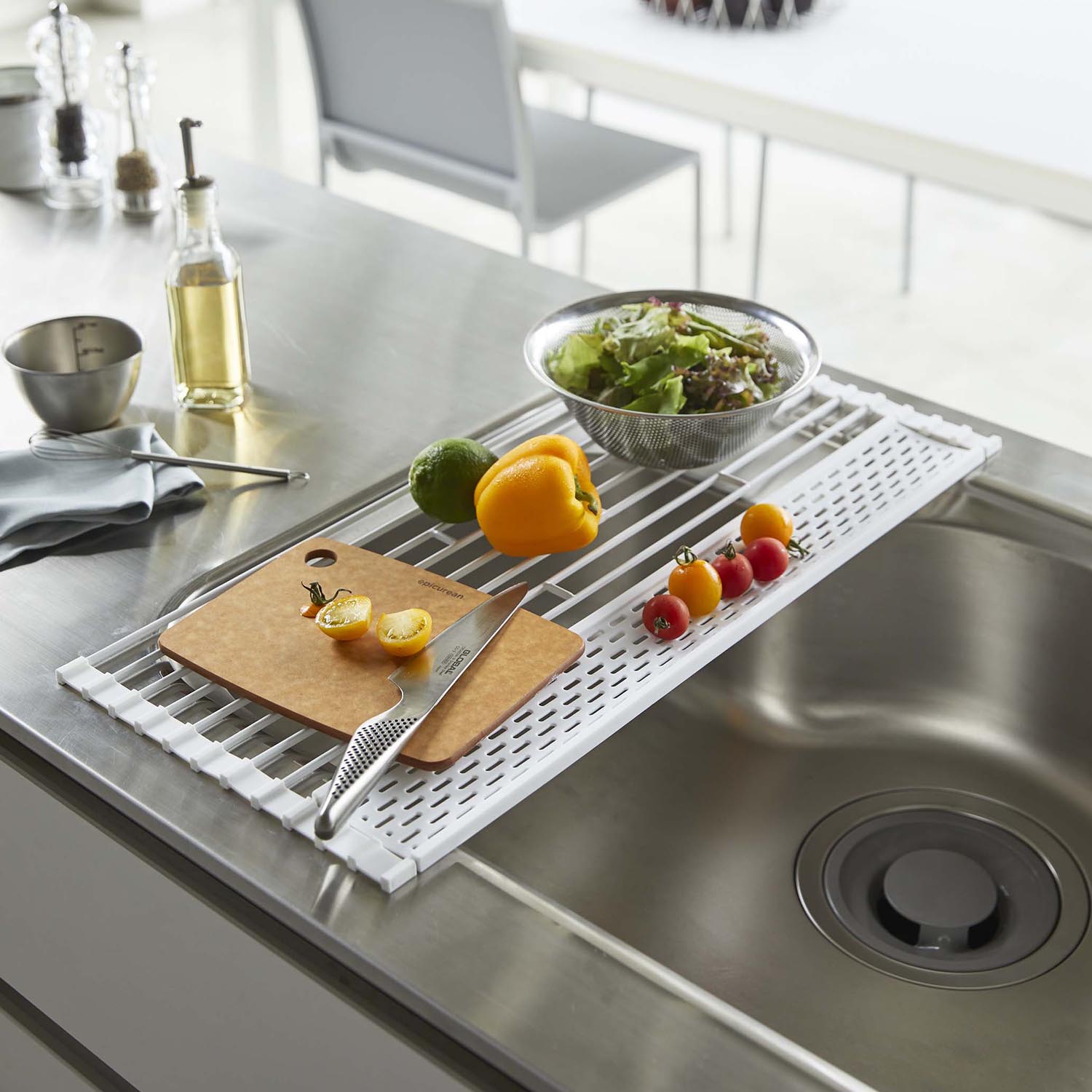 Tower Folding Drainer with Silicone Tray