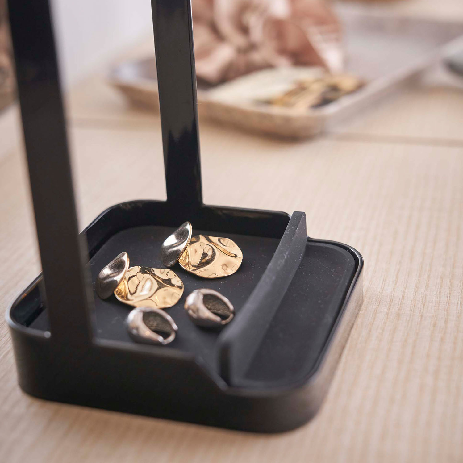 Tower Hair Straightener Stand