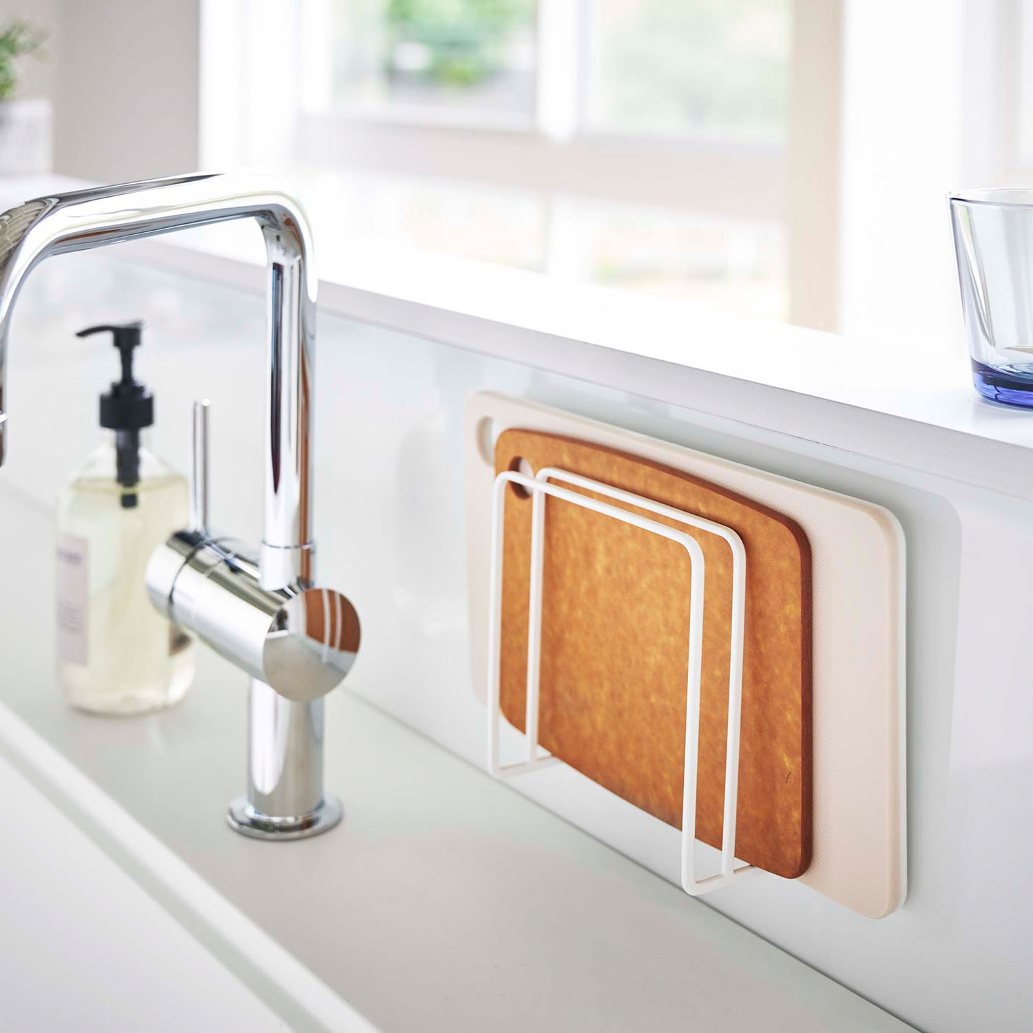 Tower Cutting Board Stand For Magnet Panel Organiser