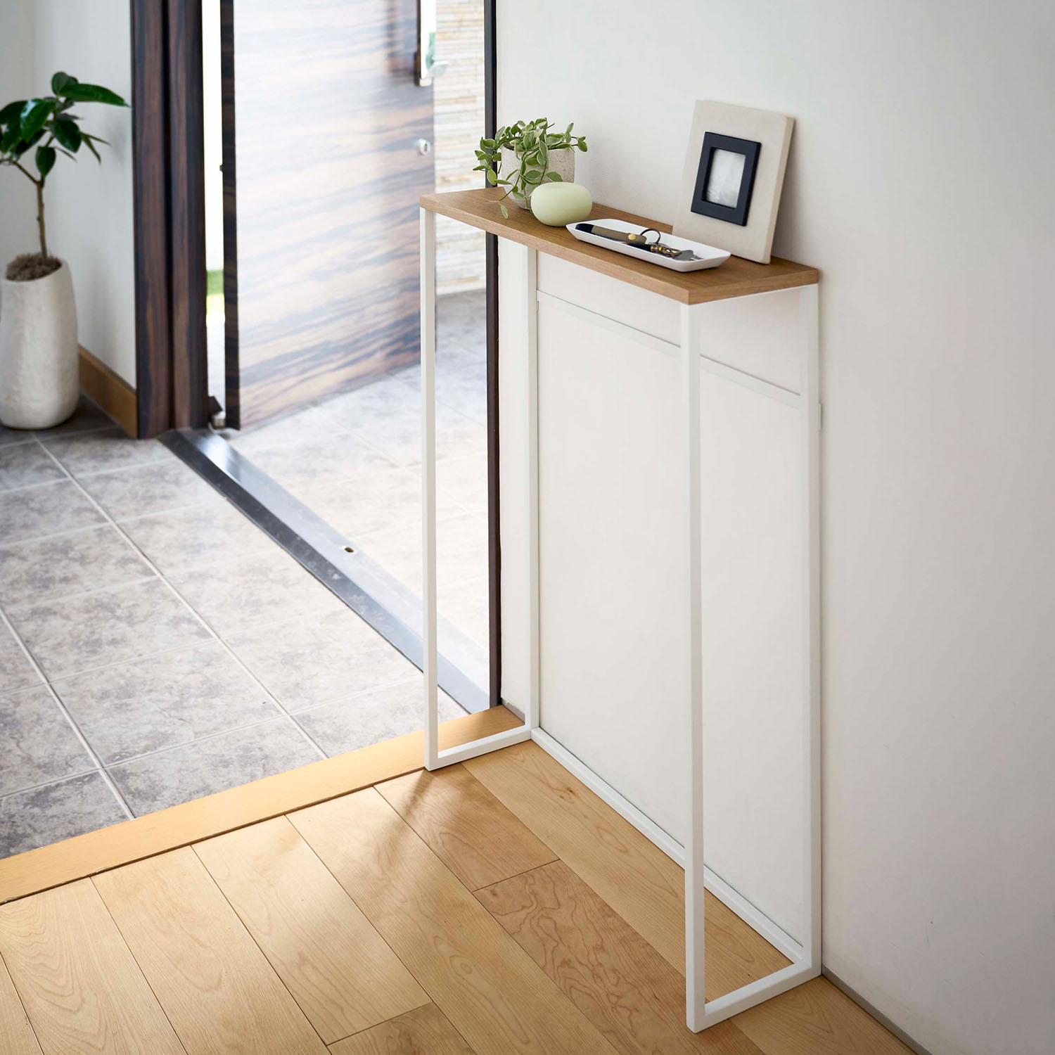 Tower Entryway Console Table