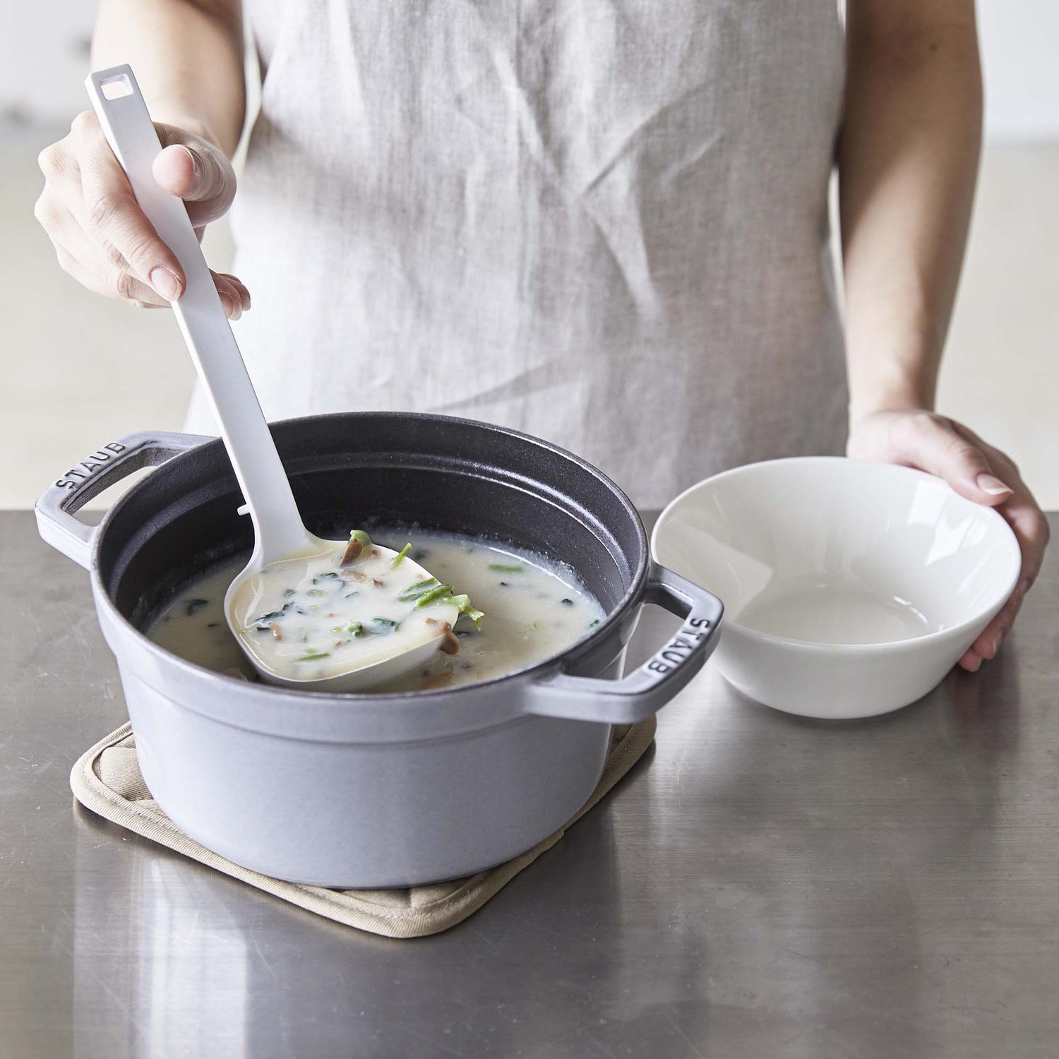 Tower Silicone Ladle