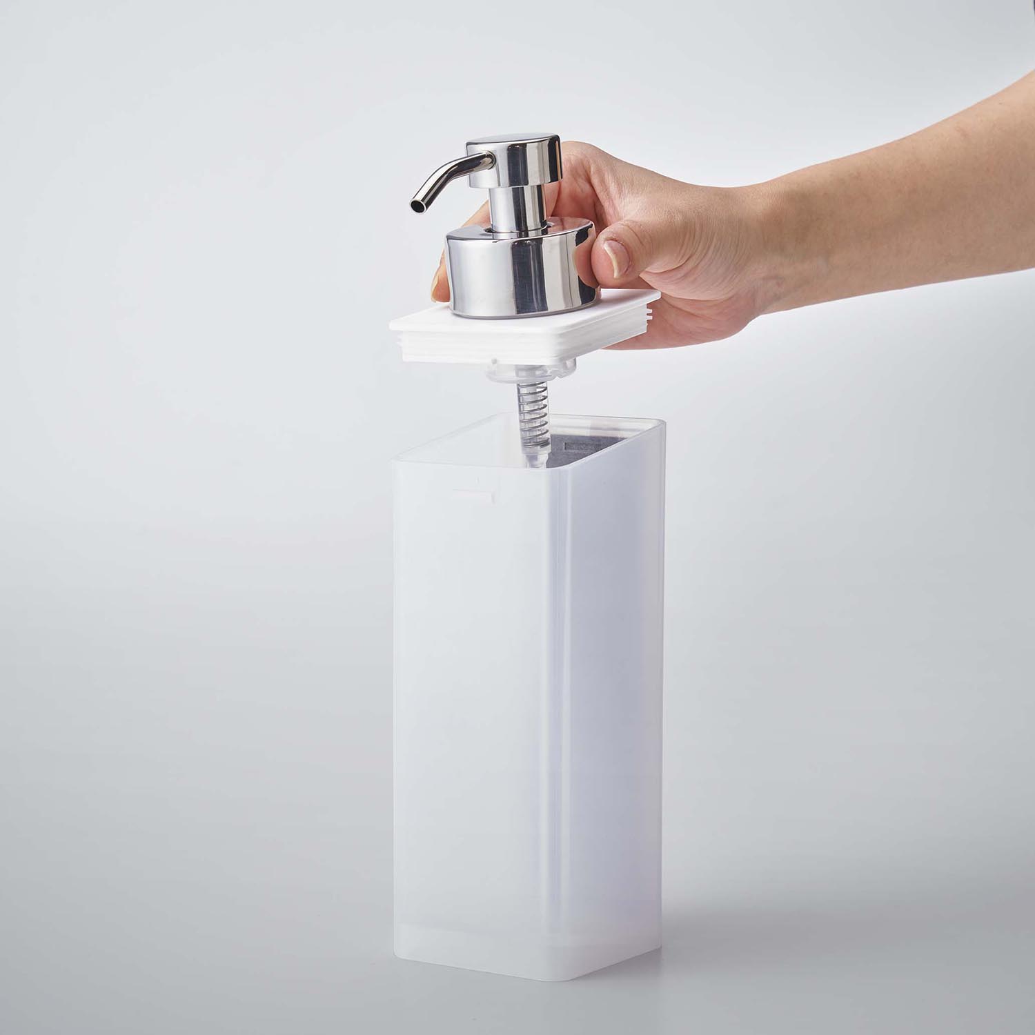 Mist Magnetic Foaming Soap Dispenser