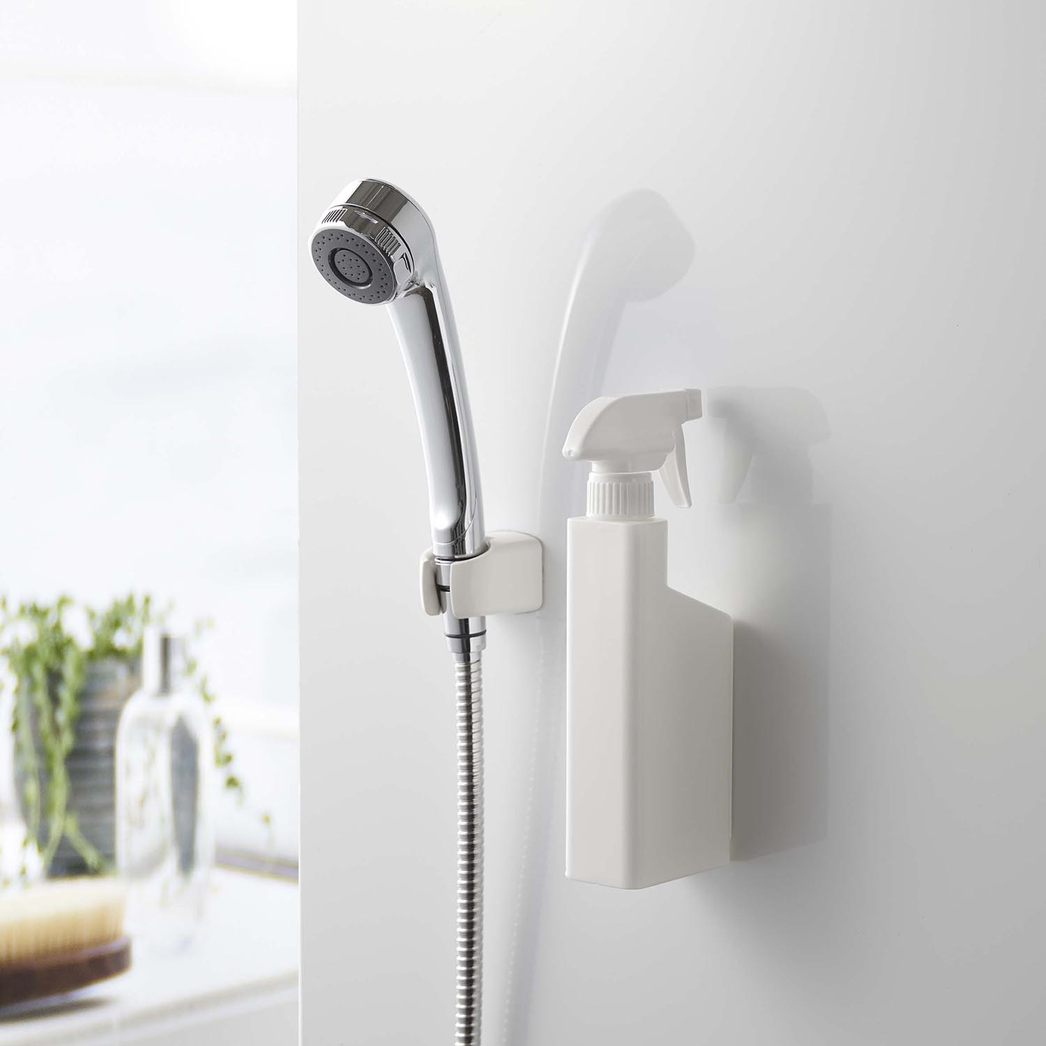 Tower Magnetic Spray Bottle