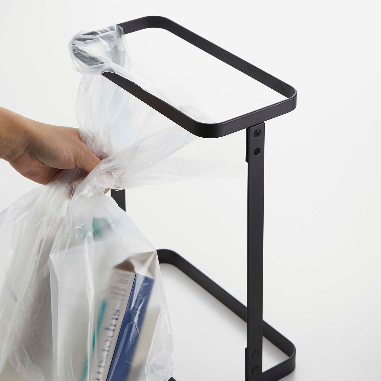 Luce Garbage Bag Holder