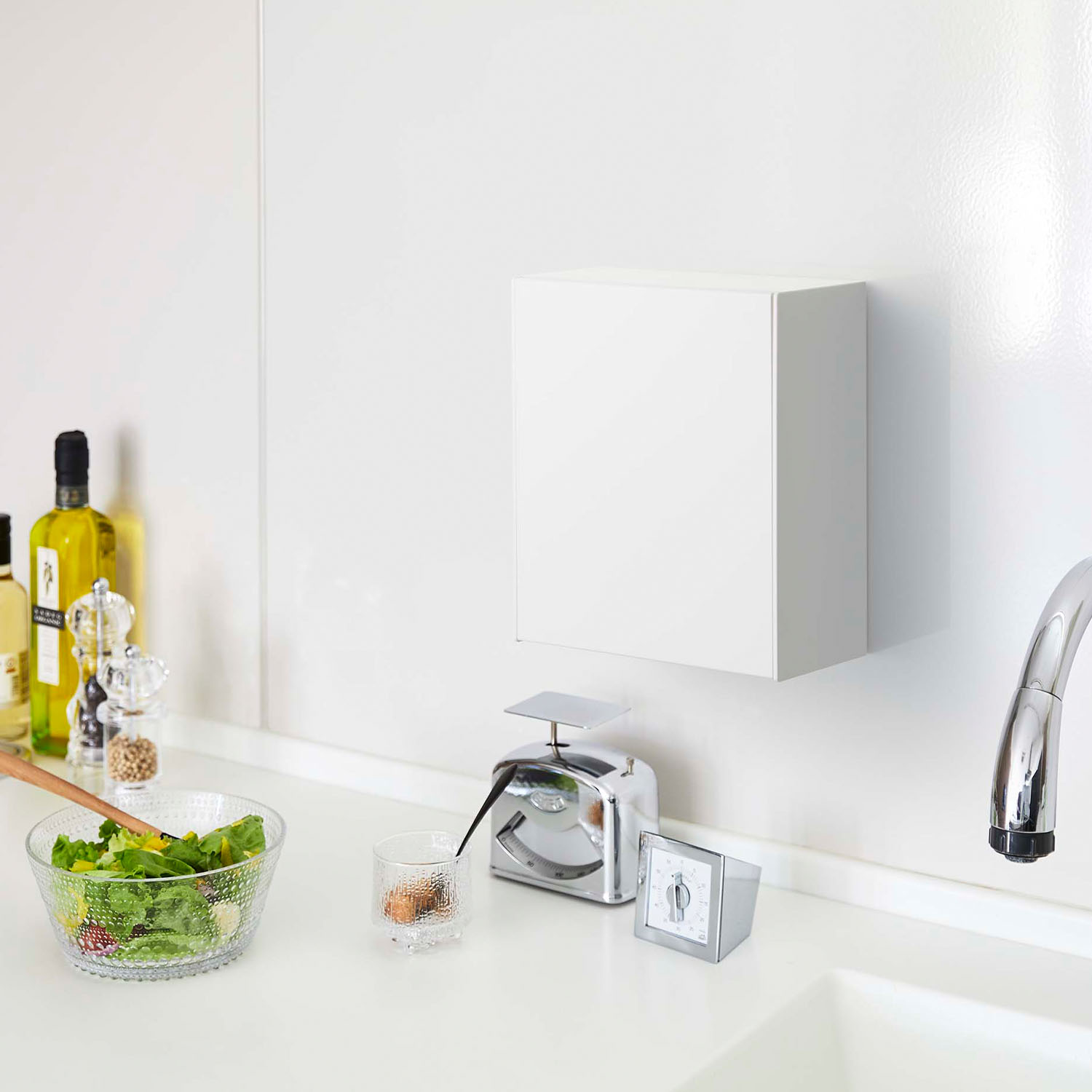 Tower Magnetic Bathroom Waste Basket & Storage