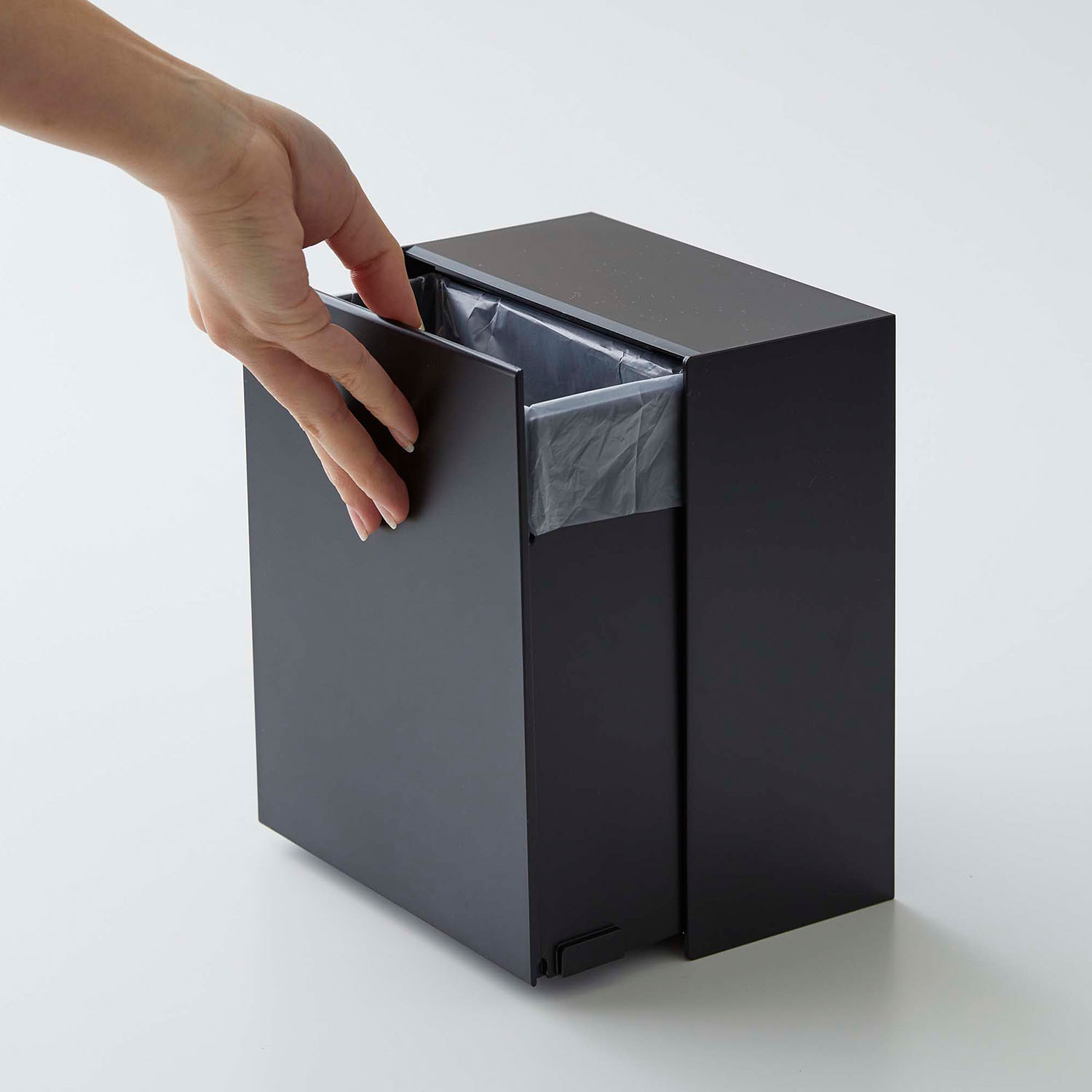 Tower Magnetic Bathroom Waste Basket & Storage