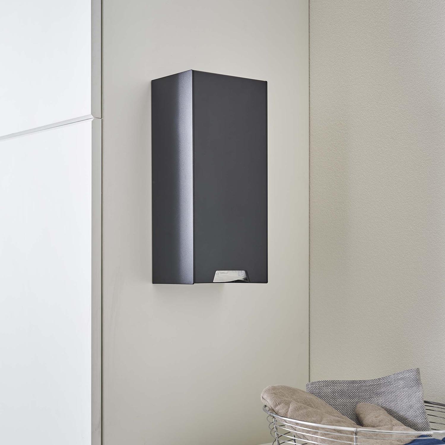 Tower Plastic Bag Storage