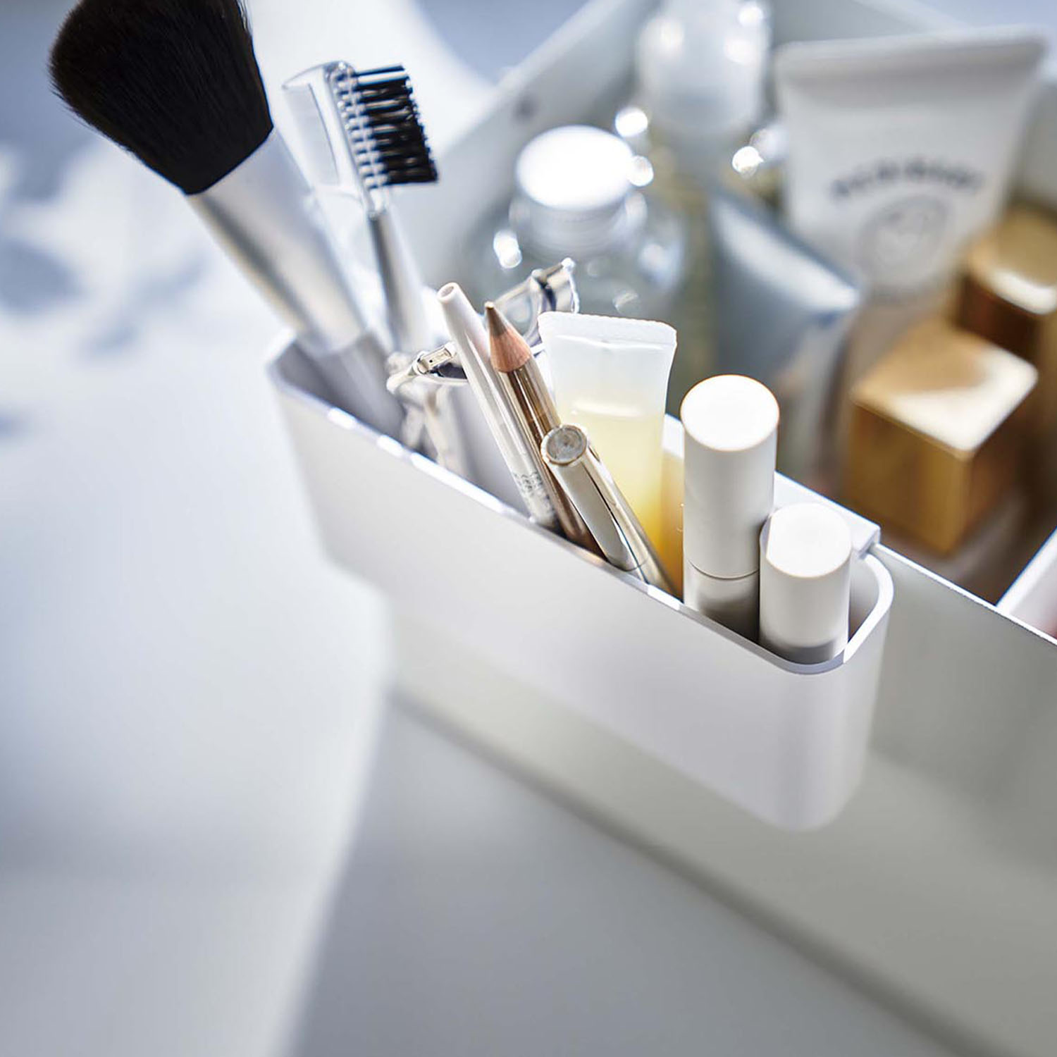 Tower Makeup Storage Box