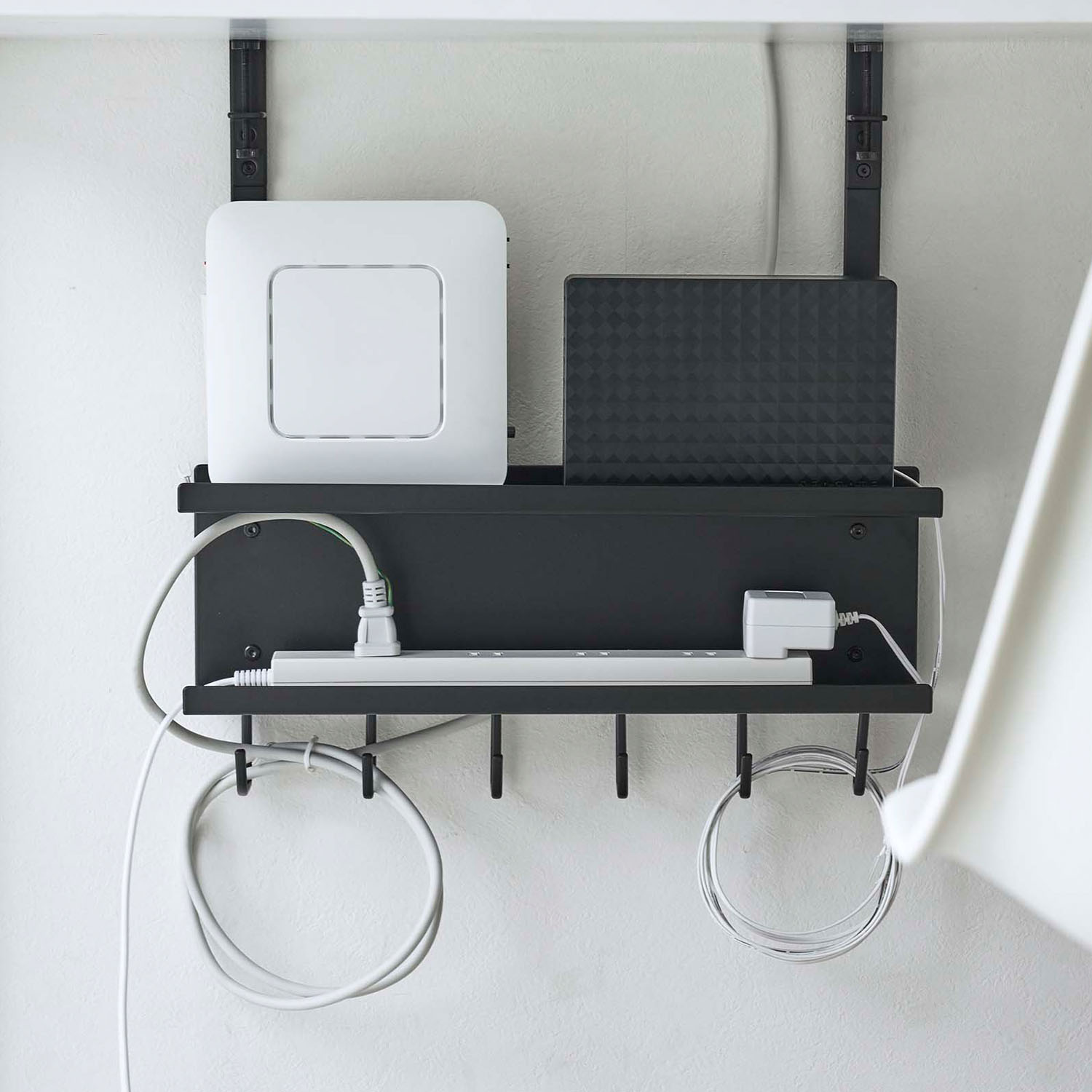 Smart Under-Desk Cable & Router Holder