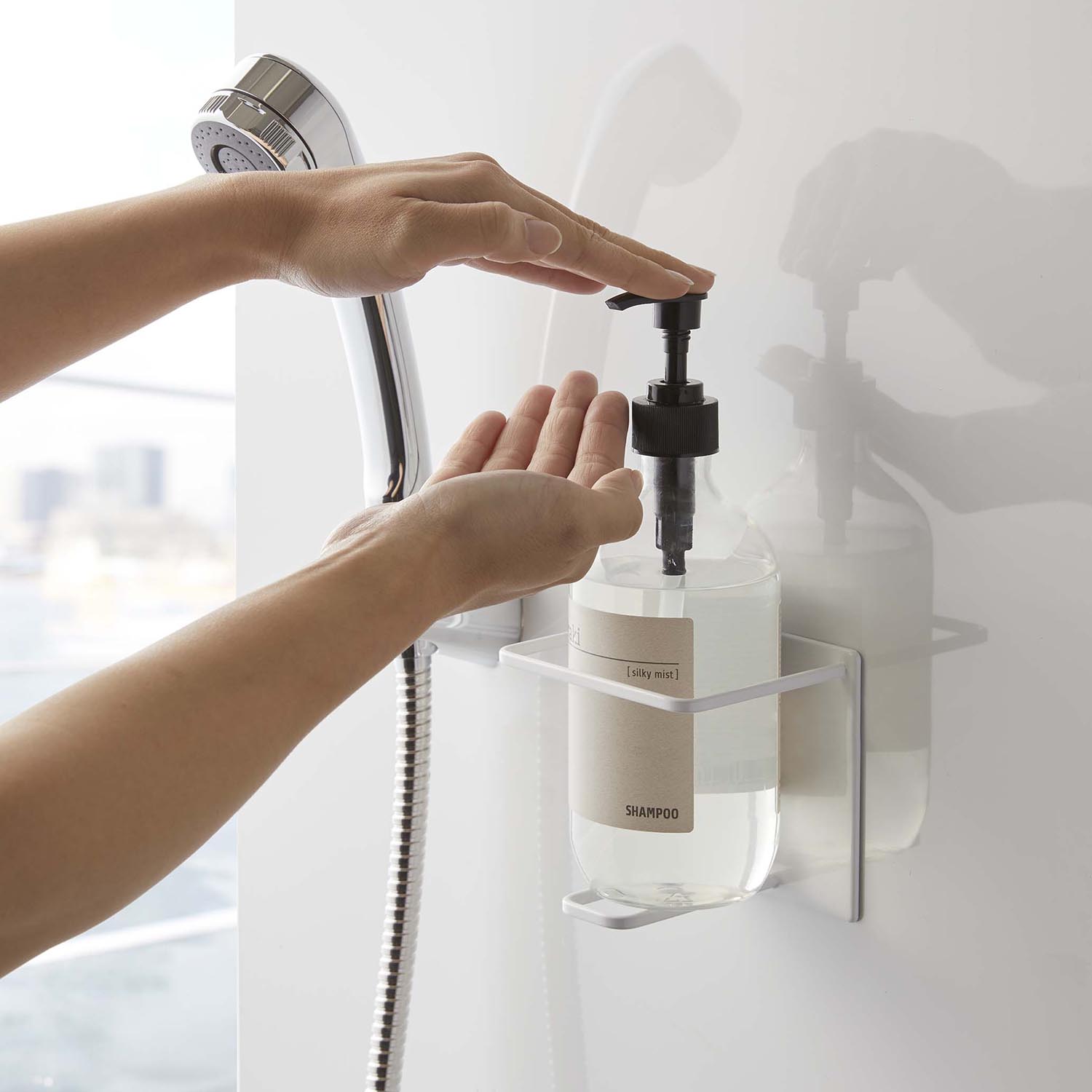 Tower Magnetic Toothpaste And Bottle Holder Size L