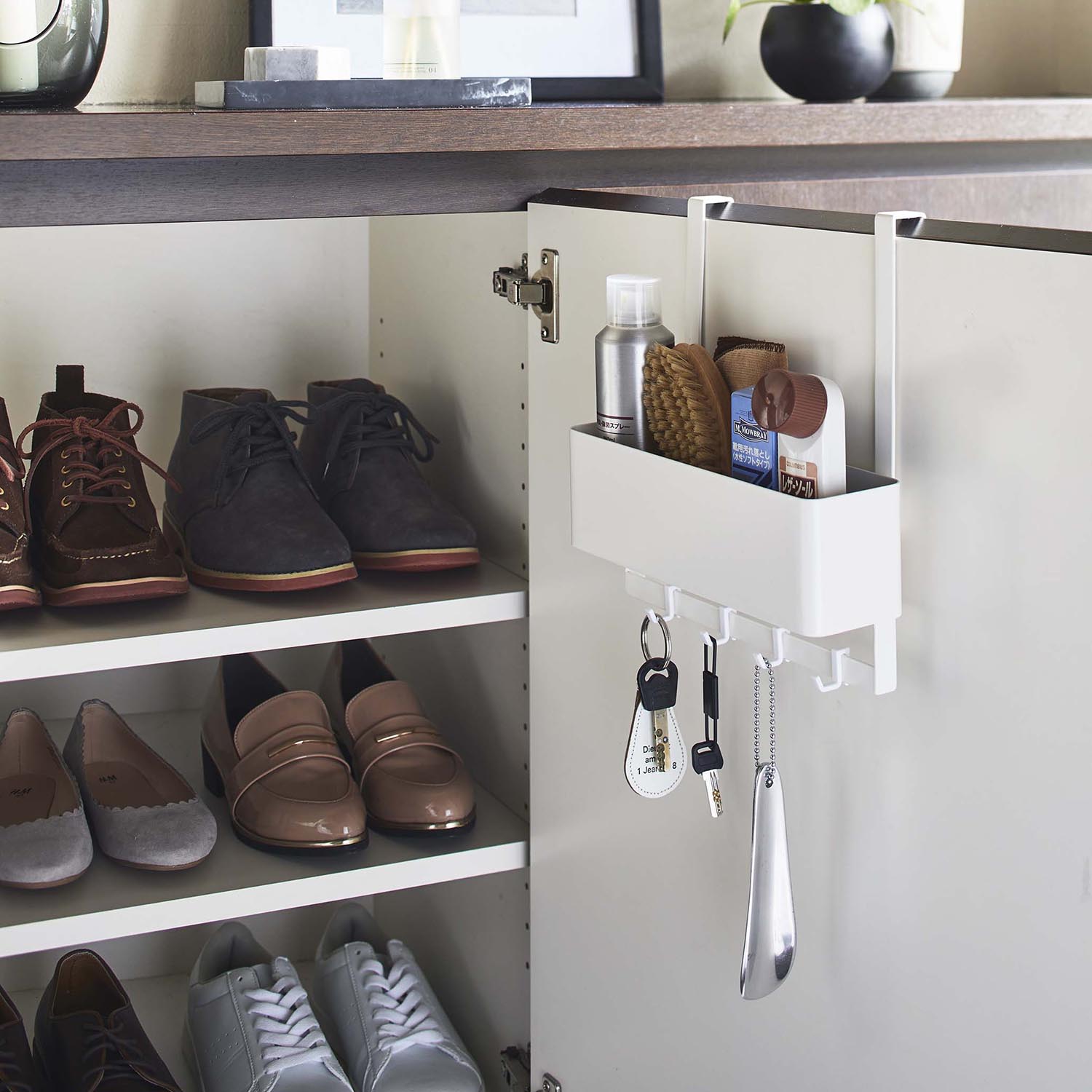 Smart Over-The-Door Shoe Cabinet Storage With Hooks