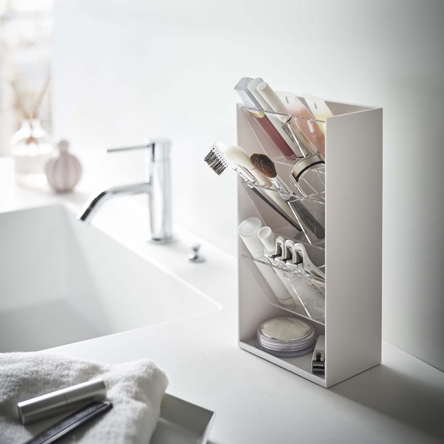 Tower Slanted Make-Up Storage Case