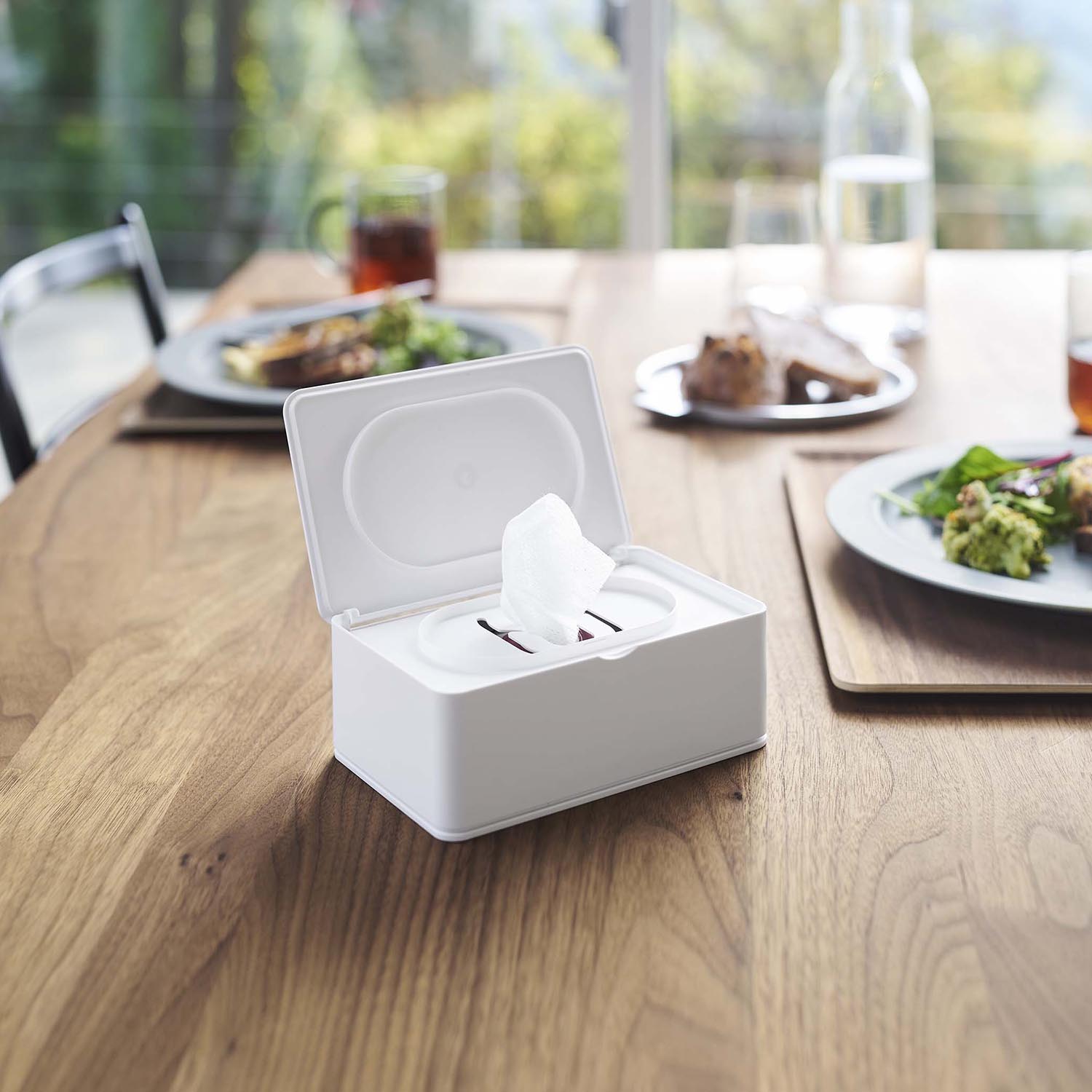 Smart Wet Wipes Case