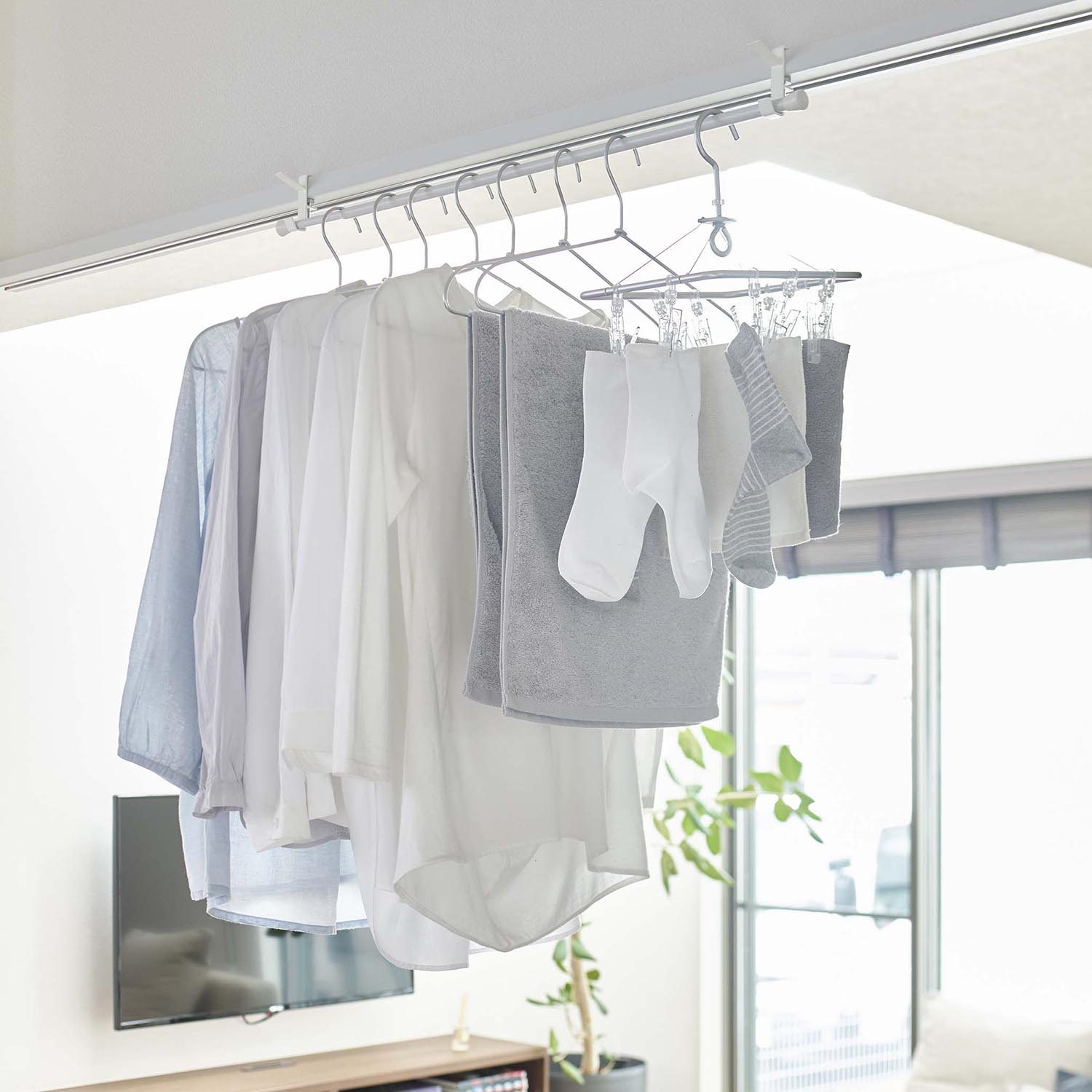 Tower Indoor Clothes Hanging Hook (2-Set)