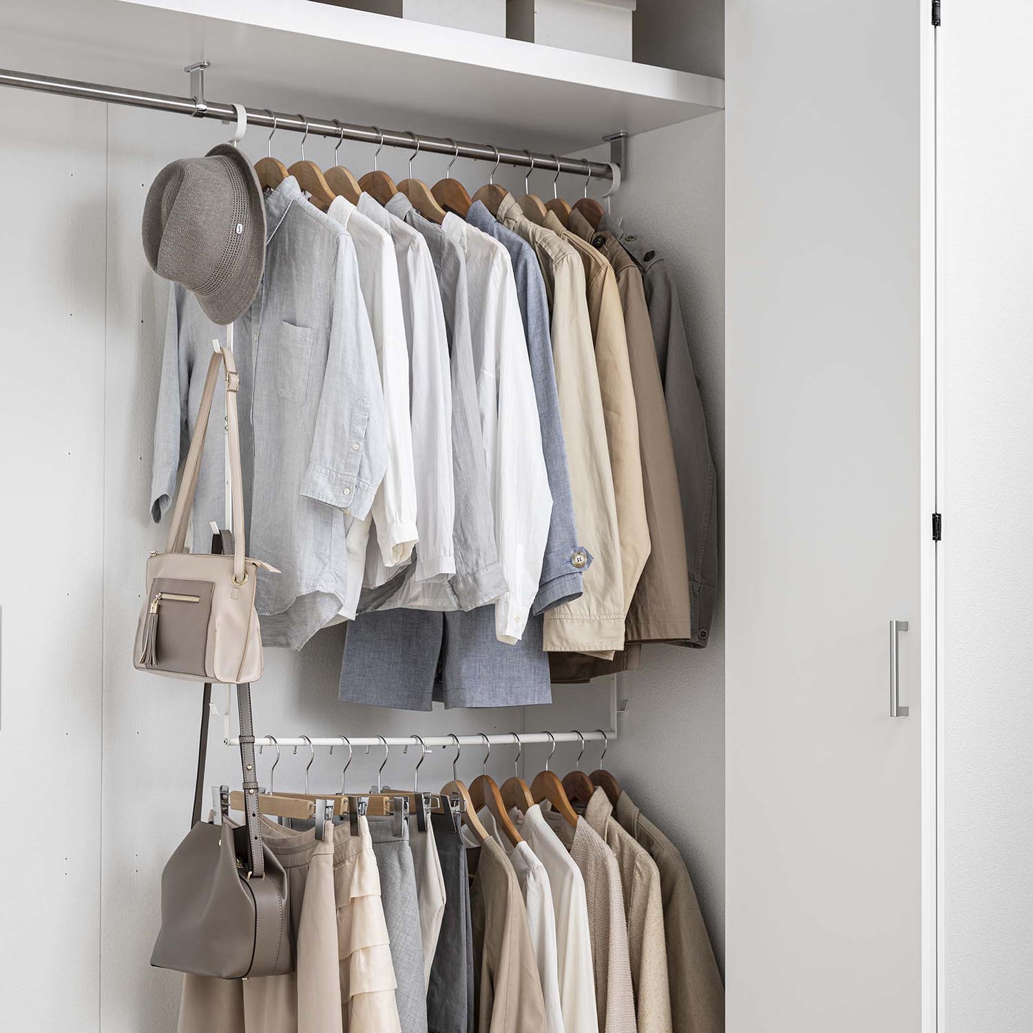 Smart Bi-Level, Expandable Closet Hanger