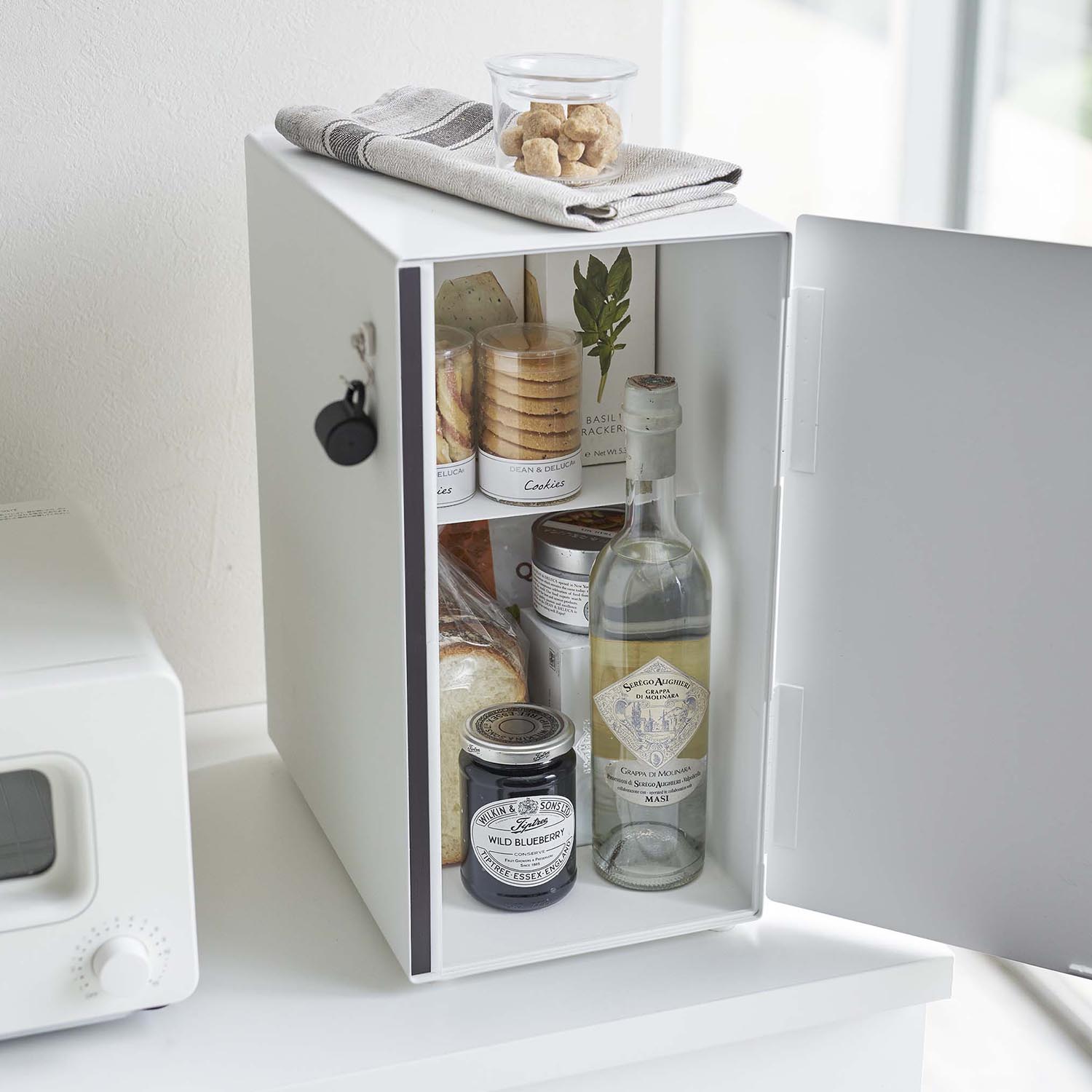 Tower Slim Breadbox