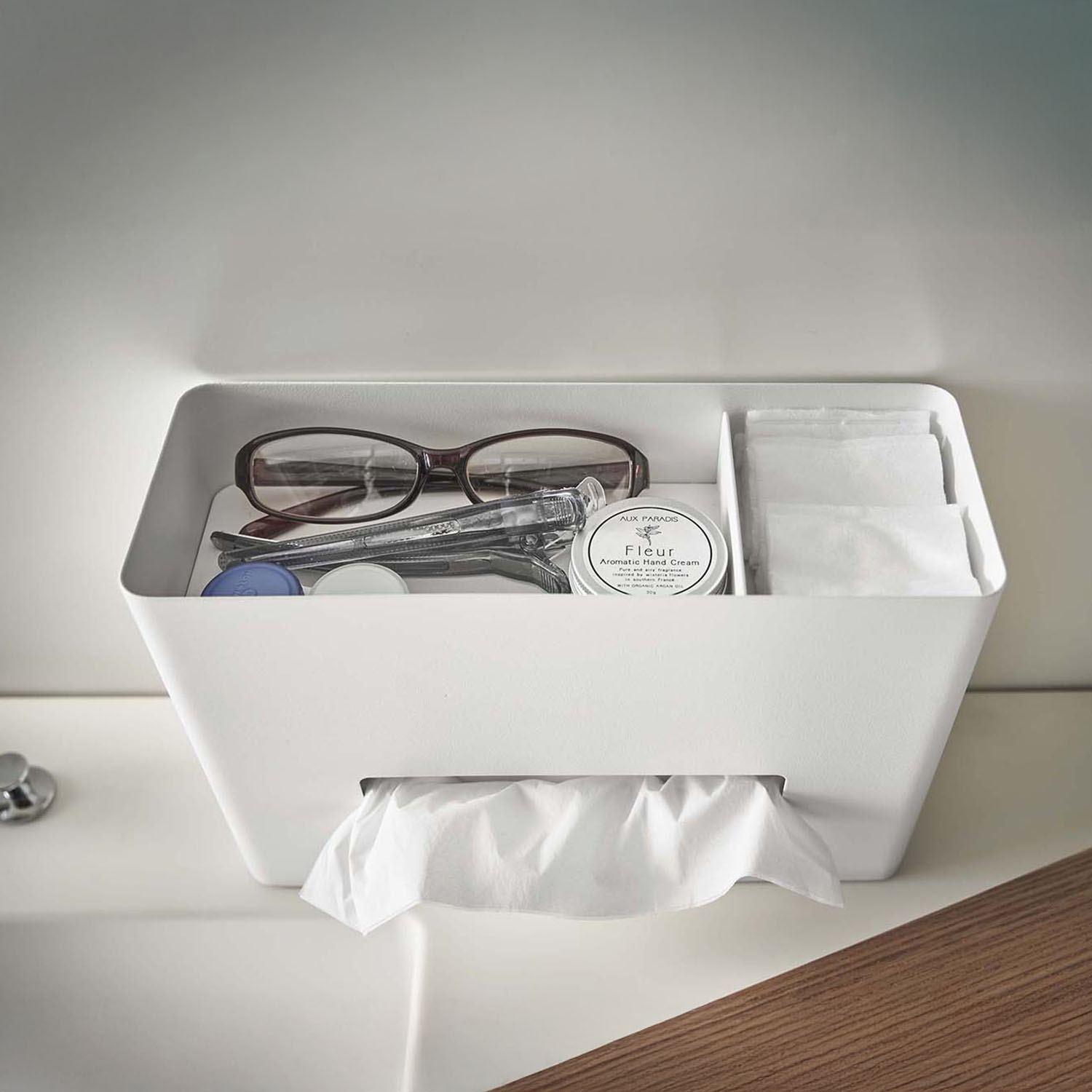 Rin Tissue And Wet Wipes Case