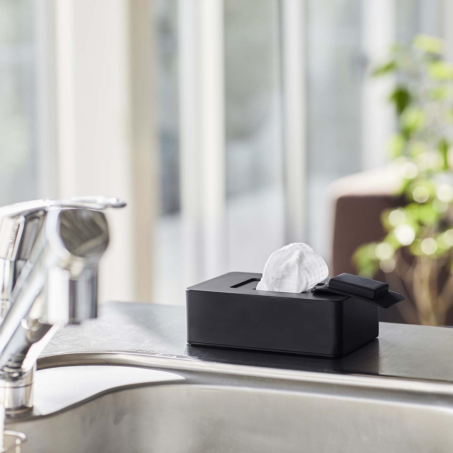 Tower Wet Wipes Case