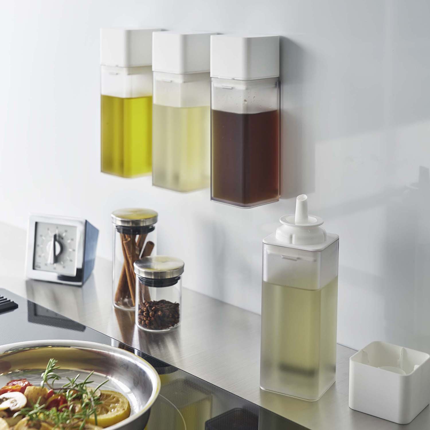 Tower Magnetic Spice Shaker