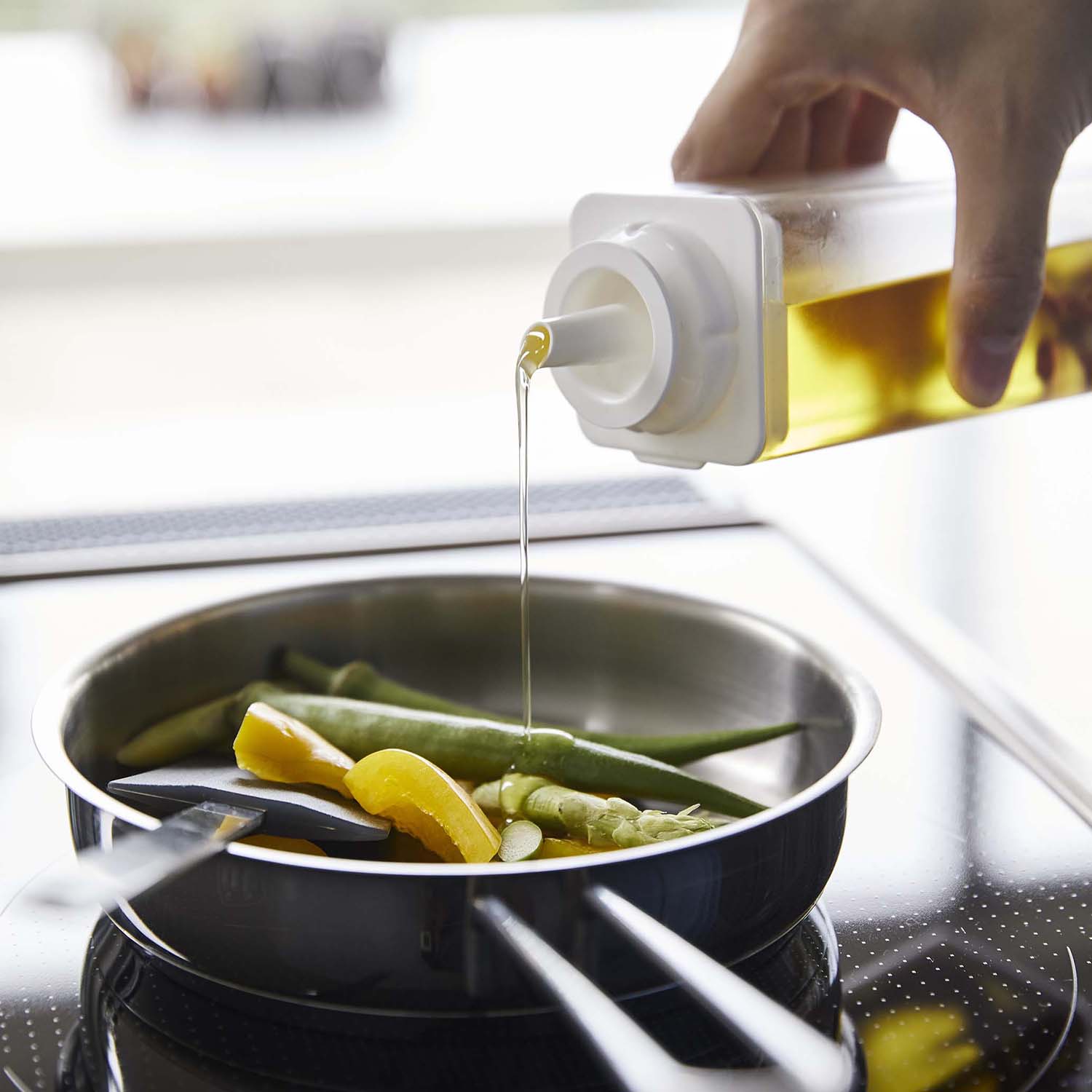 Tower Magnetic Spice Shaker