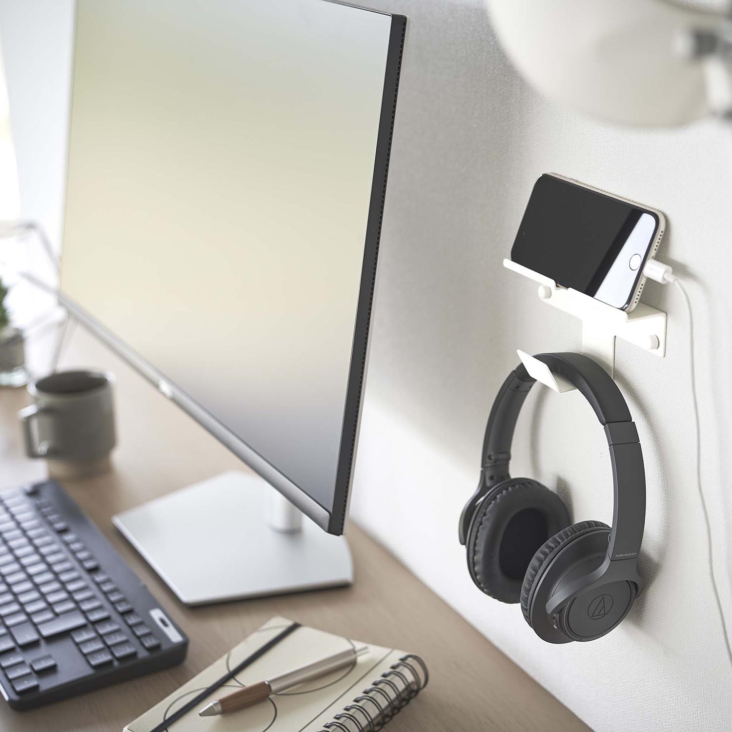 Smart Wall-Mounted Phone & Headphone Organiser