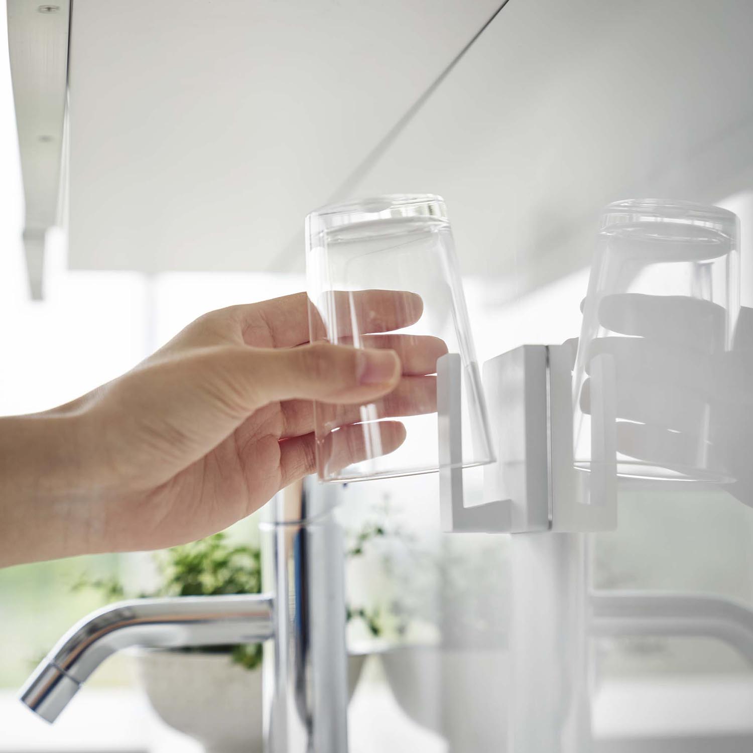 Mist Reusable Adhesive Cup Holder