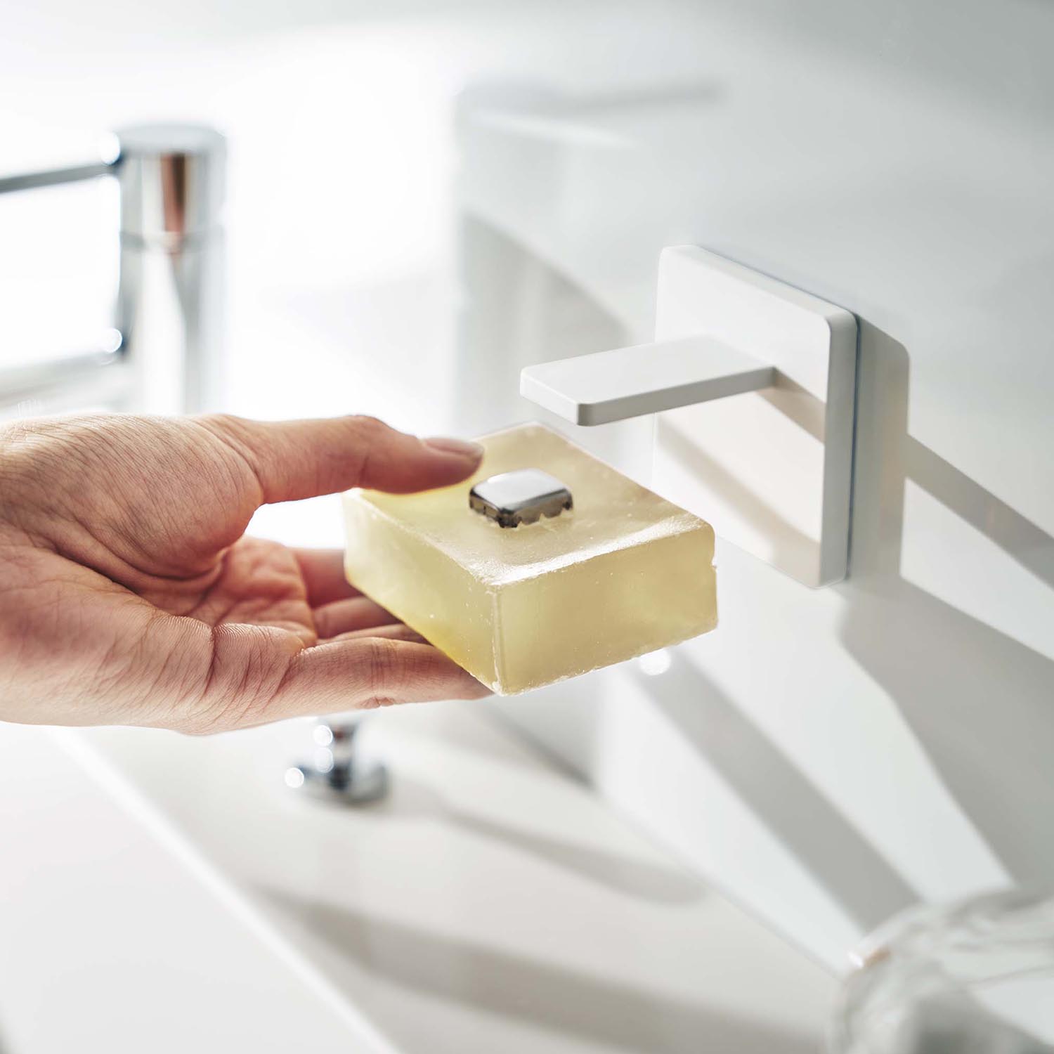 Mist Magnetic Suspended Bar Soap Holder | Reusable Adhesive