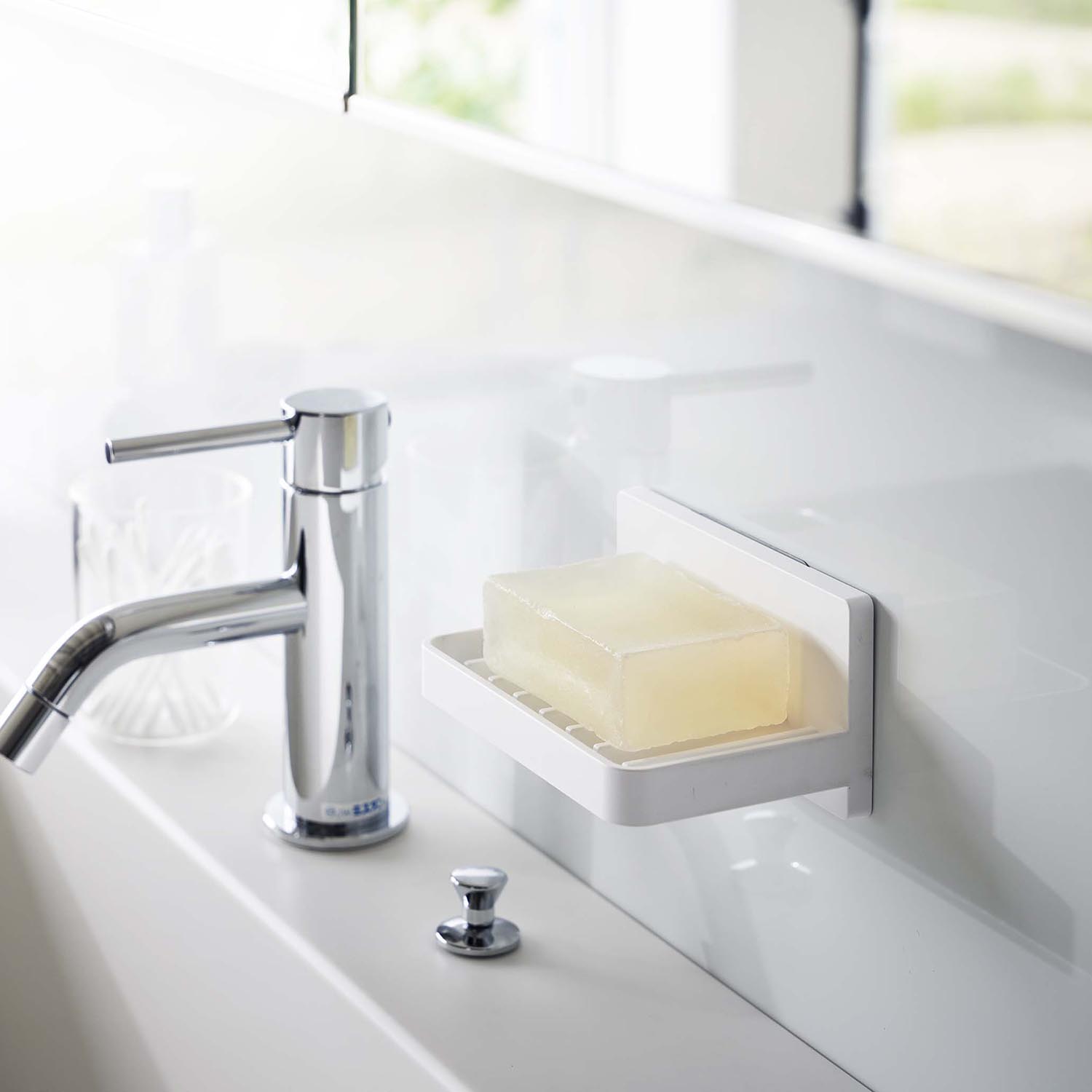 Mist Reusable Adhesive Soap Tray