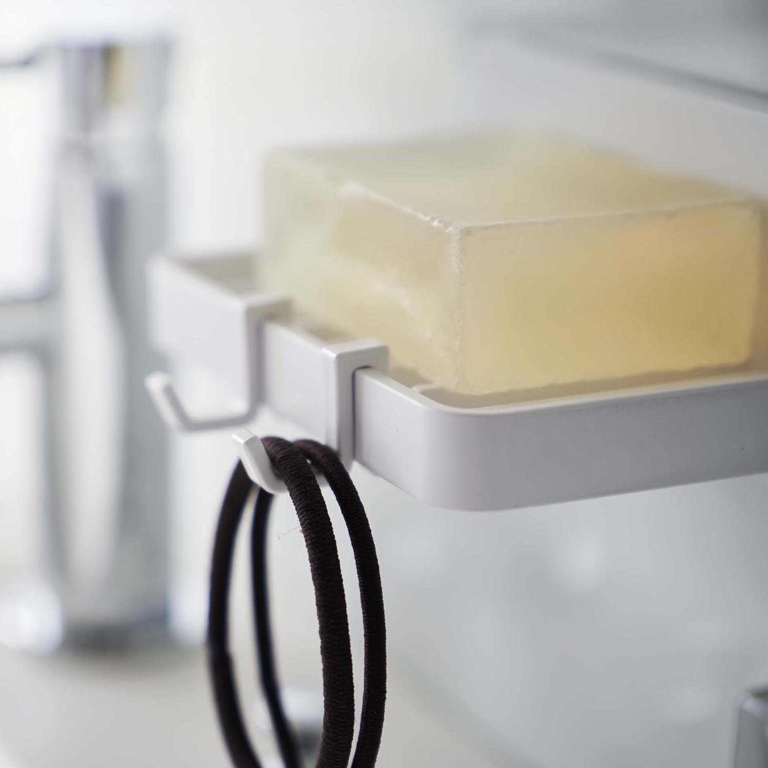 Mist Reusable Adhesive Soap Tray
