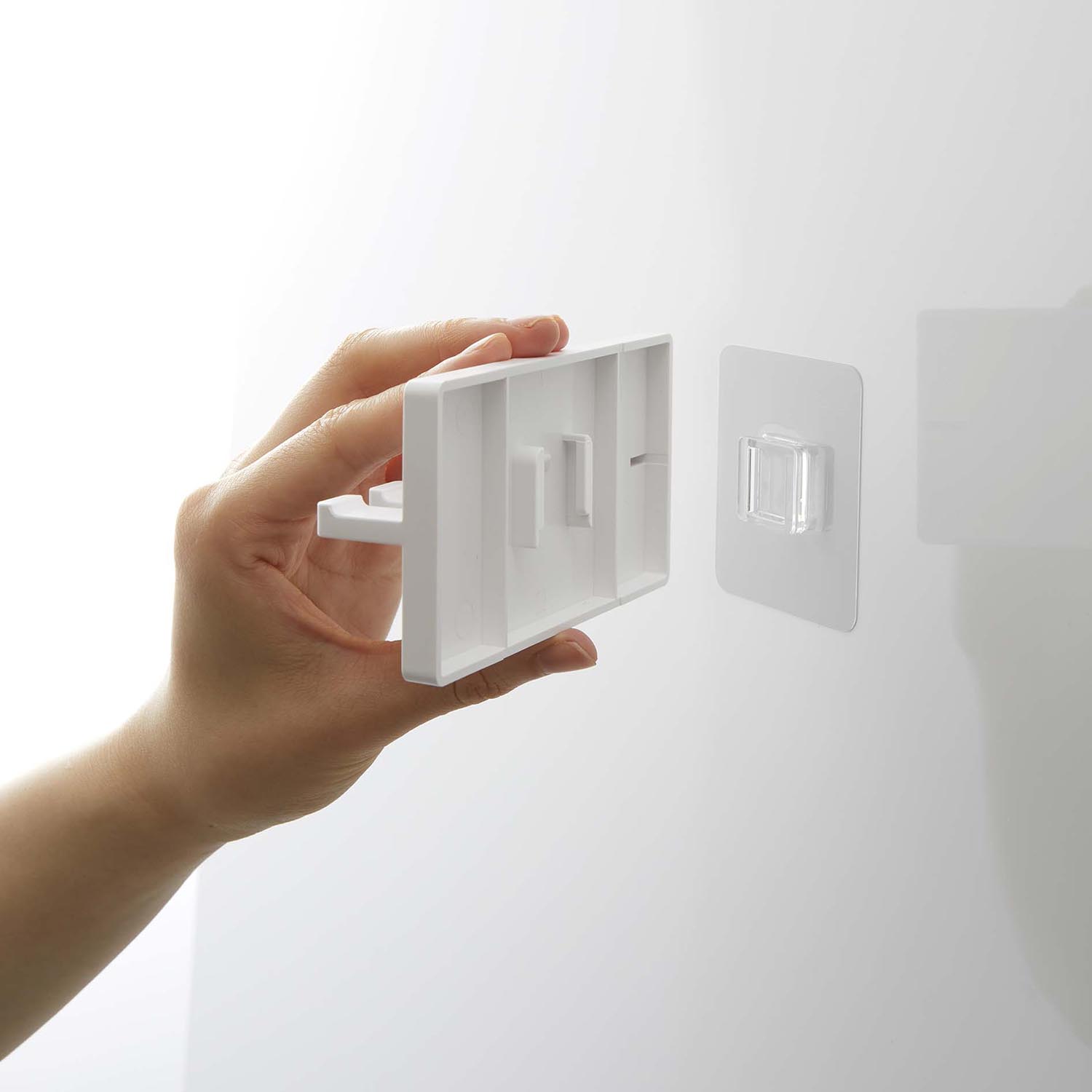 Mist Reusable Adhesive Toothbrush Holder