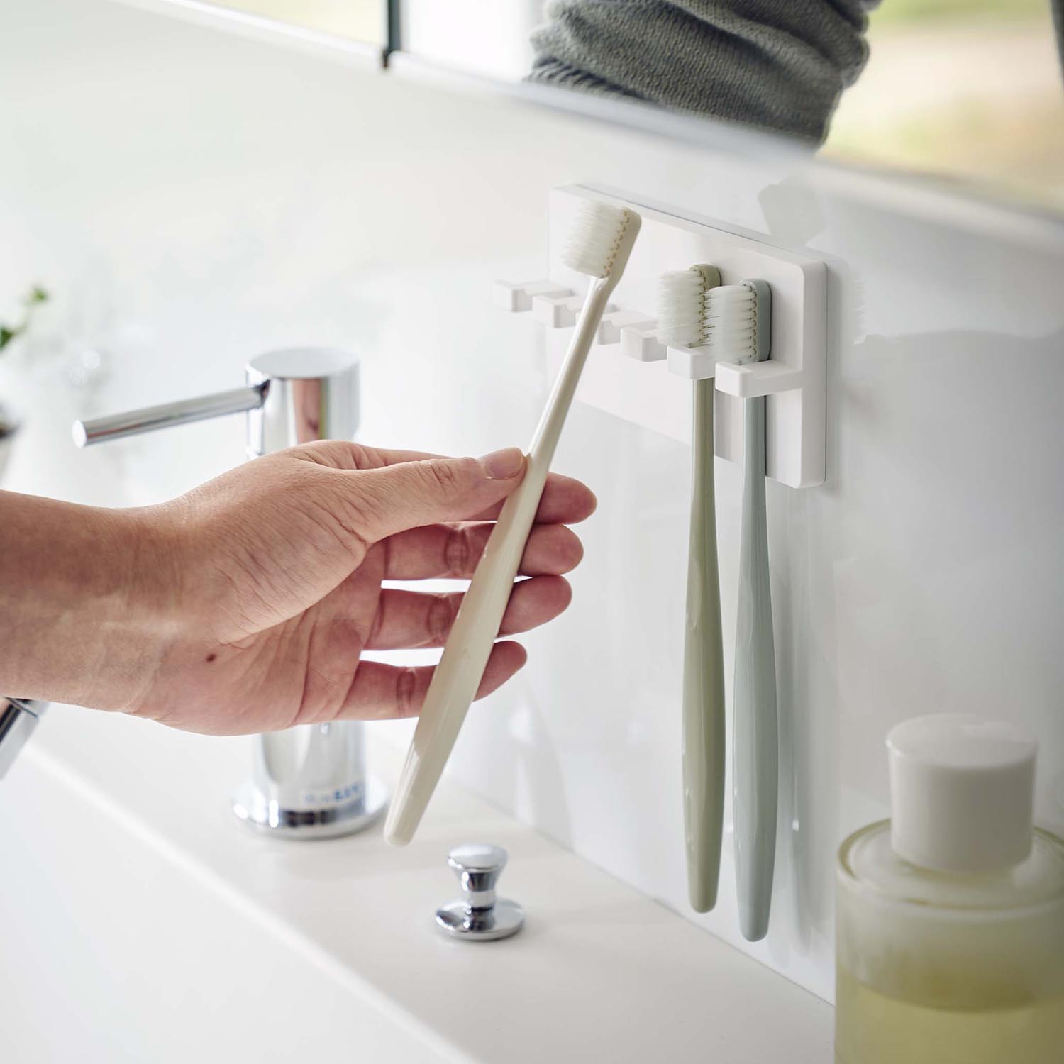 Mist Reusable Adhesive Toothbrush Holder