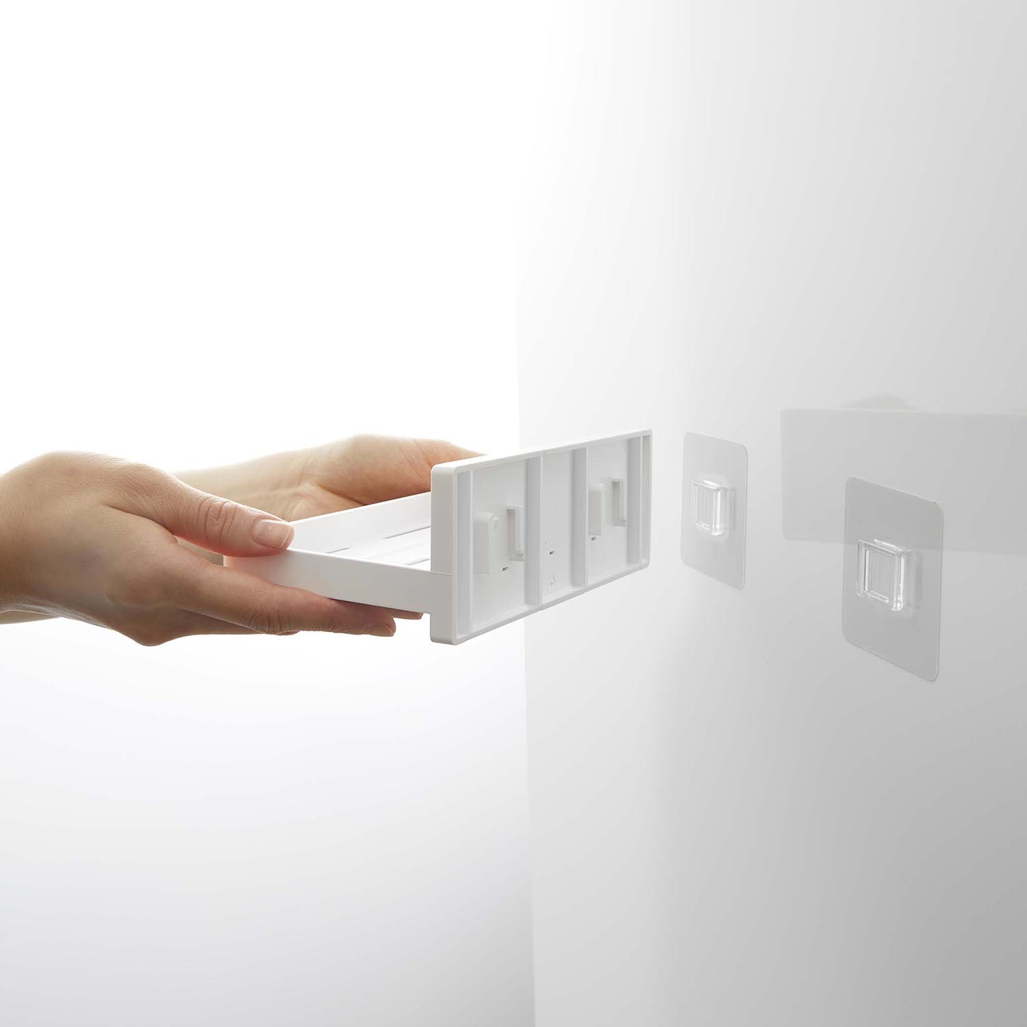Mist Reusable Adhesive Tray