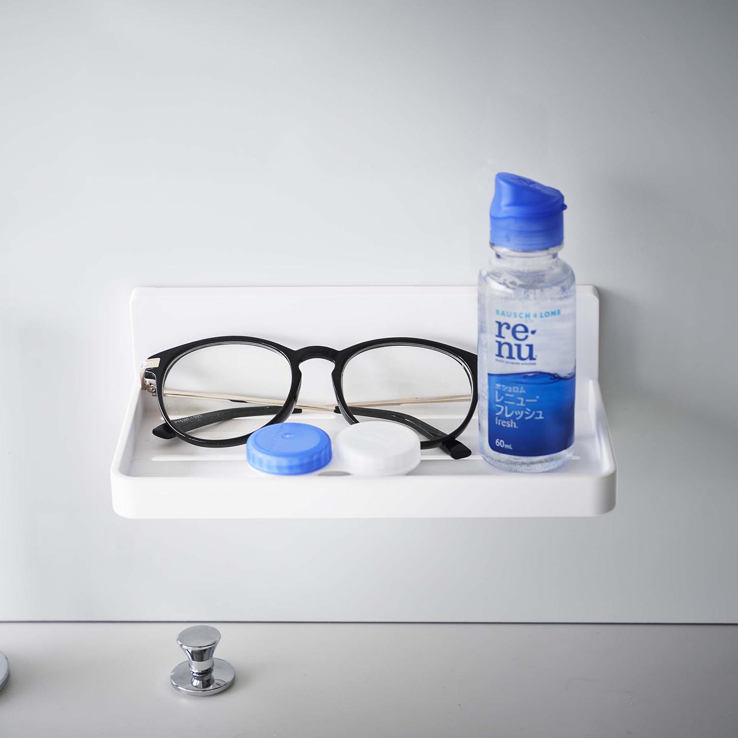 Mist Reusable Adhesive Tray