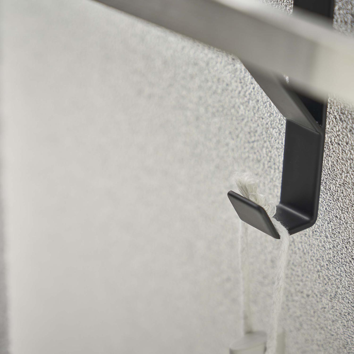 Tower Doorframe Bath Towel Holder