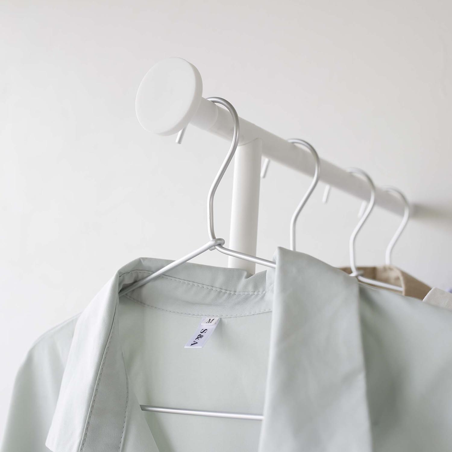 Frame Slim Leaning Coat Hanger