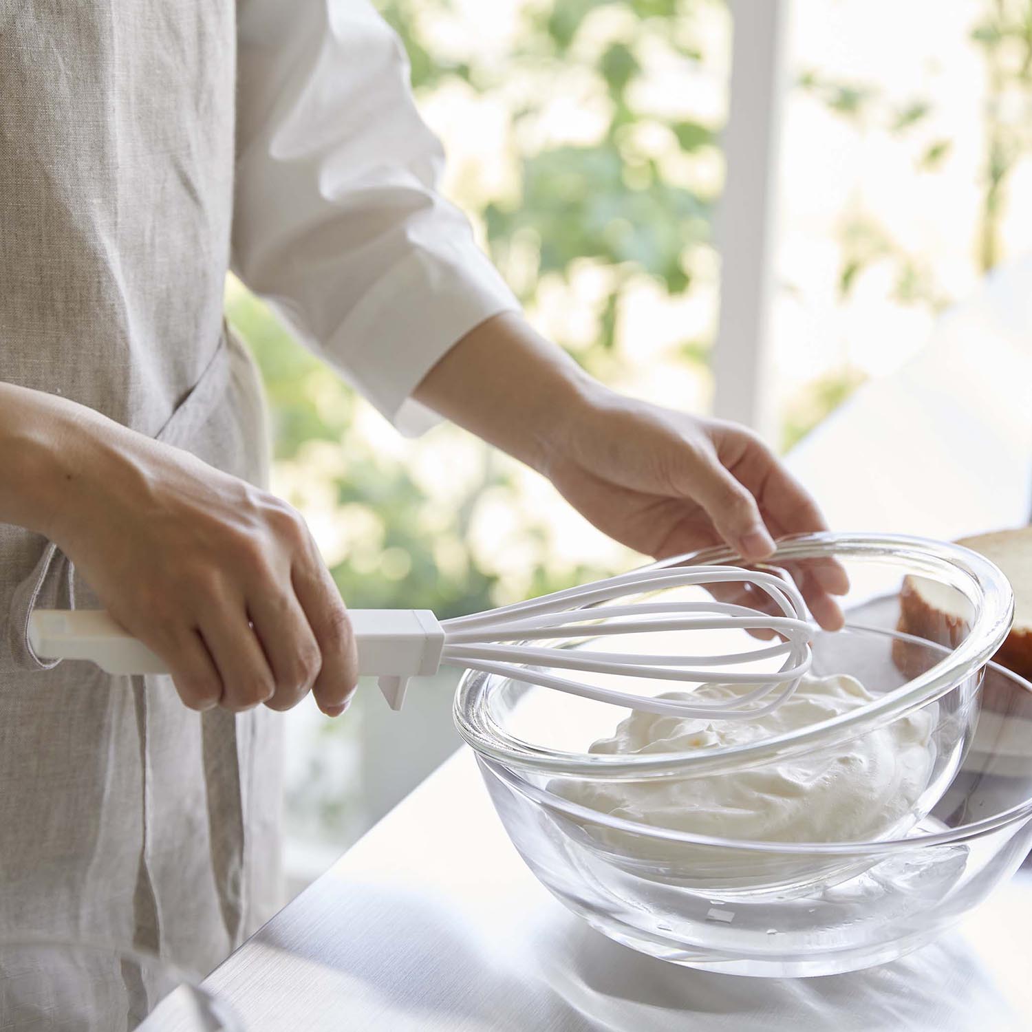 Tower Whisk With Silicone Handle