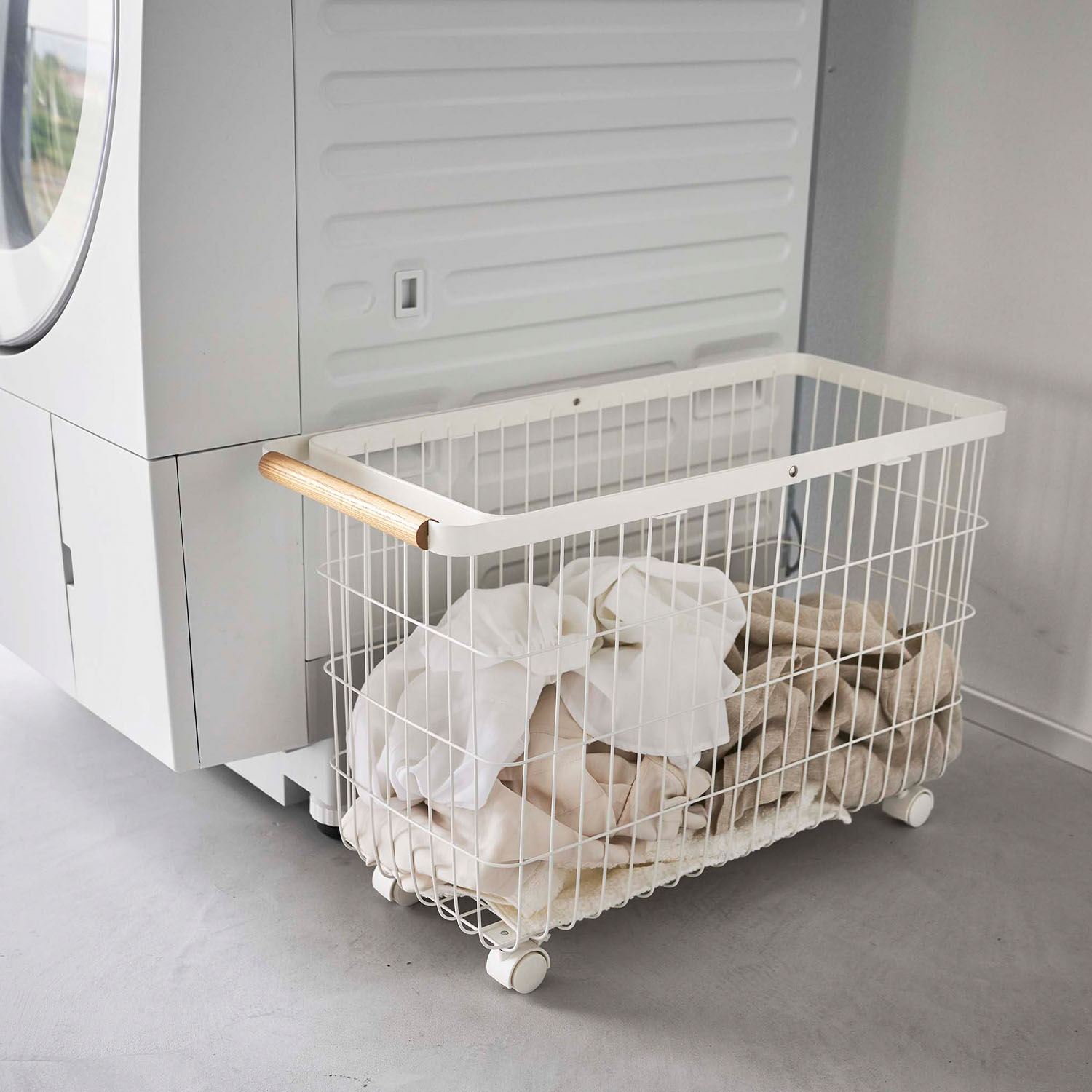 Tosca Rolling Laundry Basket